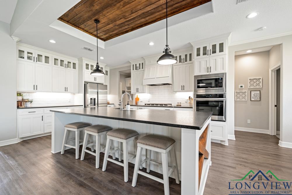209 Lafoy Lane