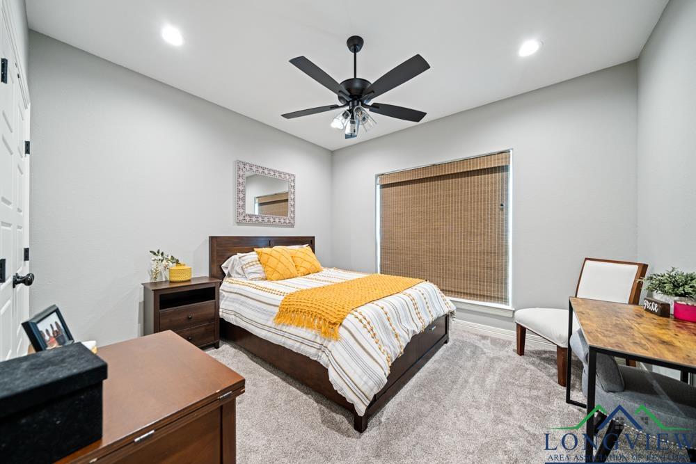 209 Lafoy Lane