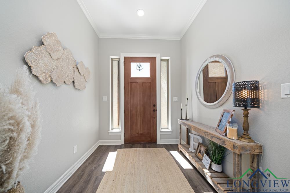 209 Lafoy Lane