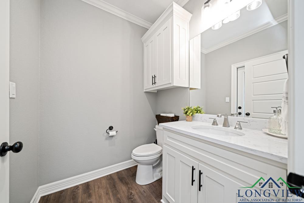 209 Lafoy Lane