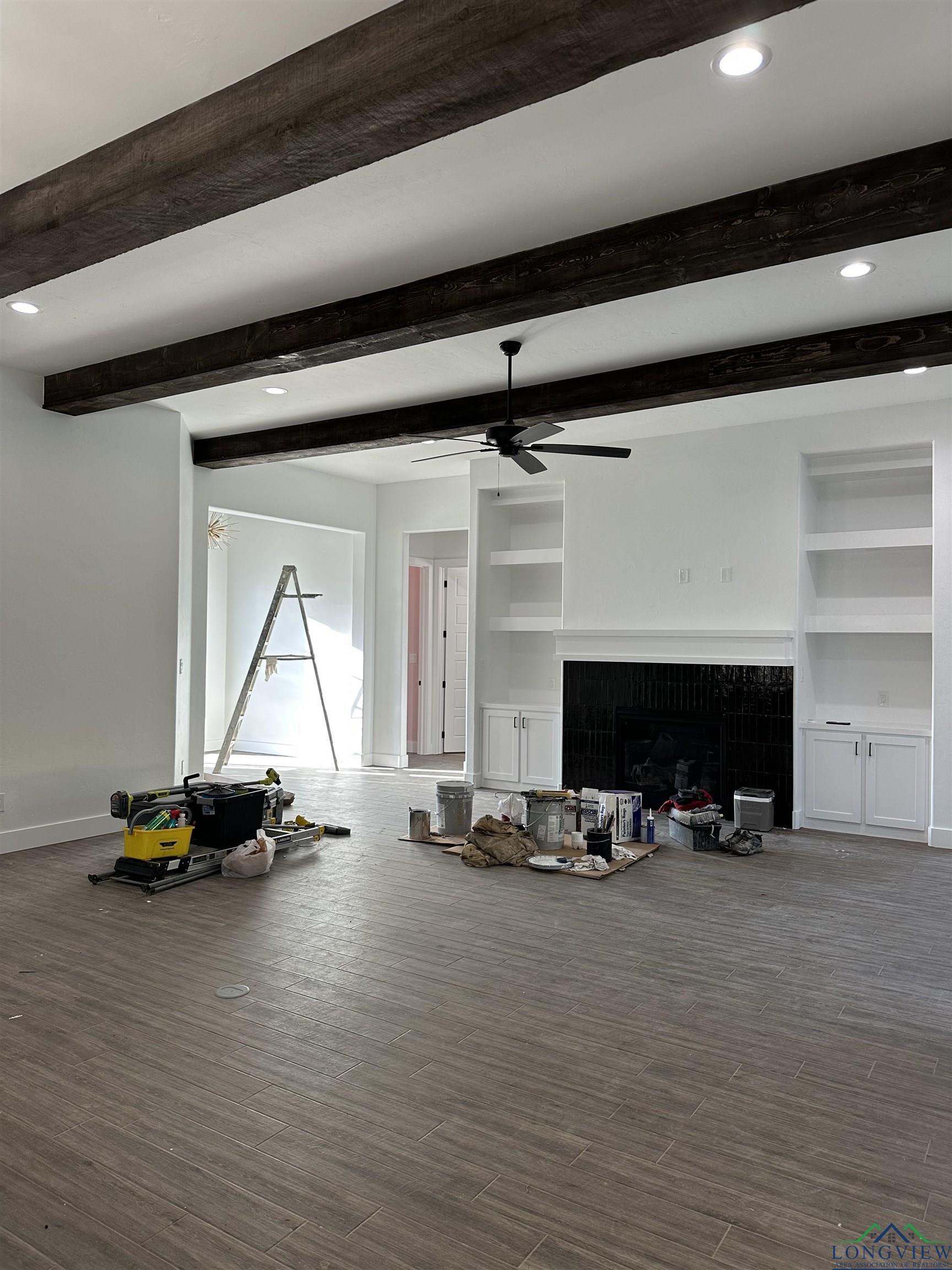 225 Thorn Briar