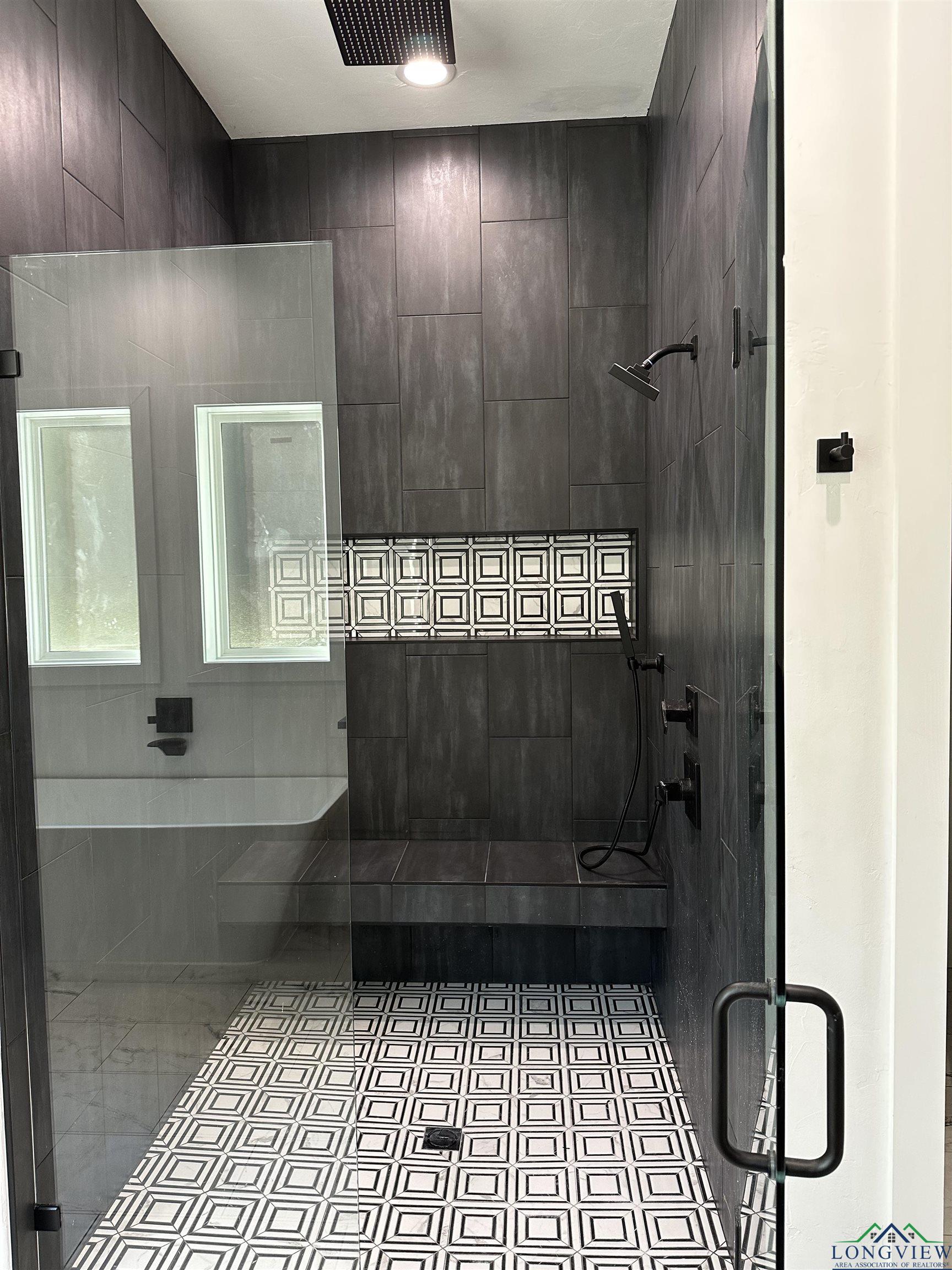 225 Thorn Briar