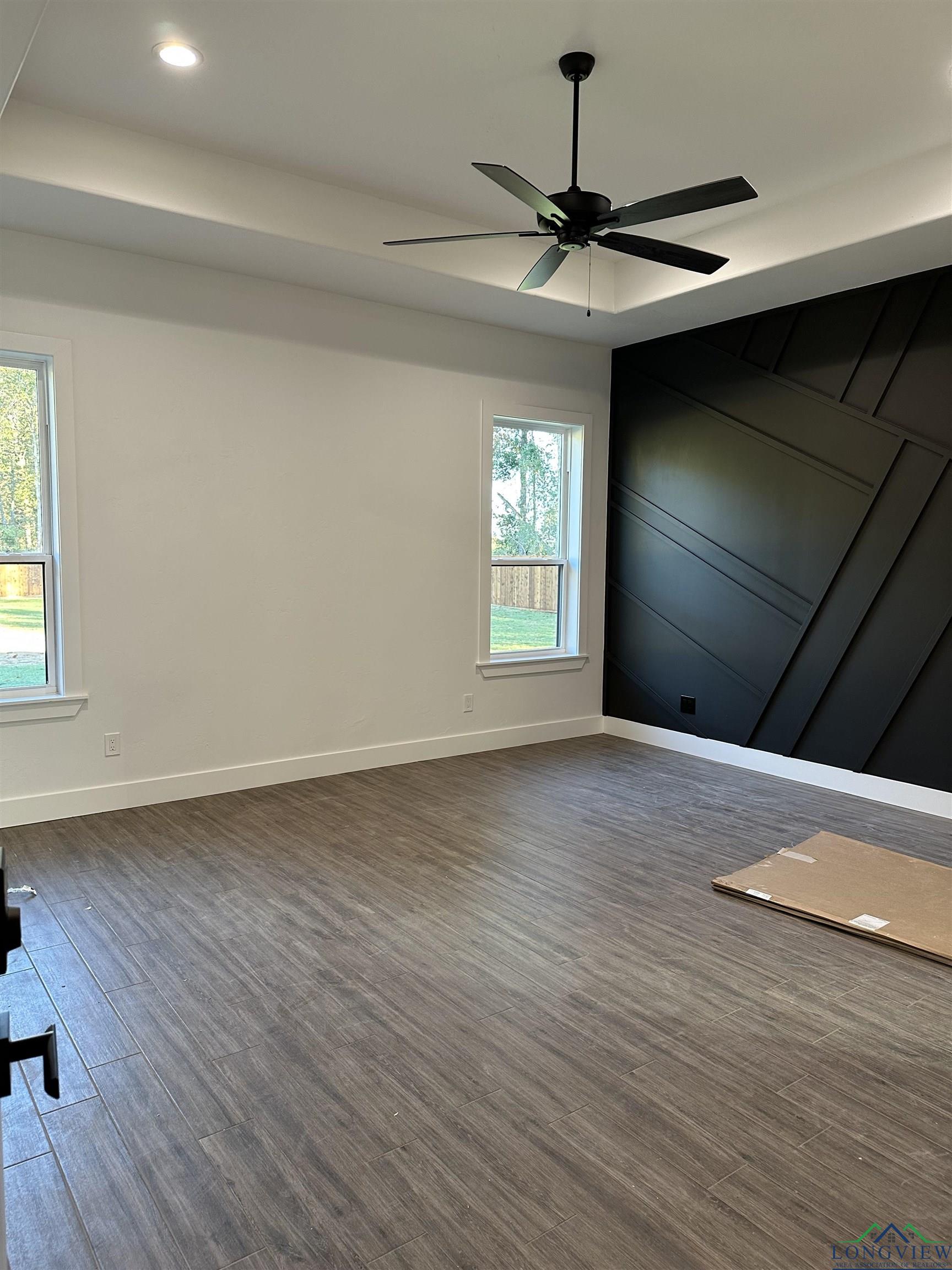 225 Thorn Briar