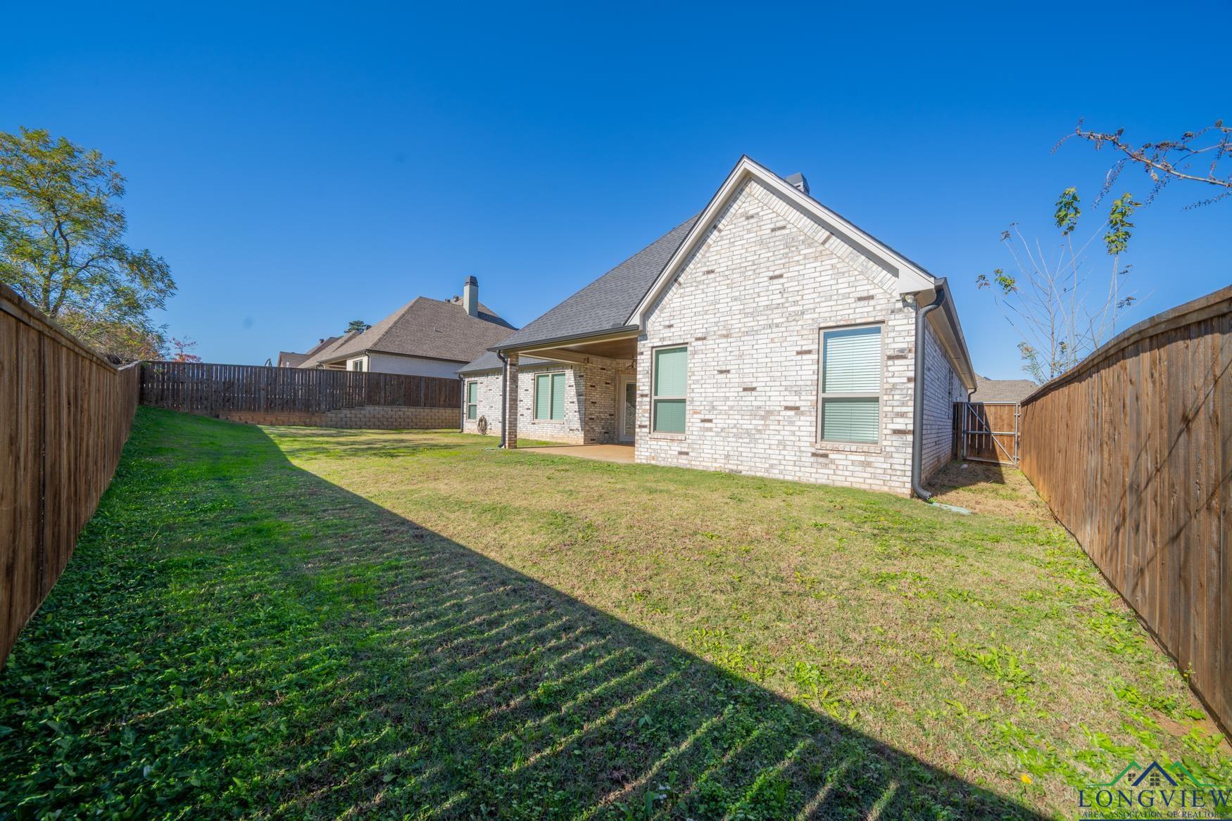 4028 Hidden Hills Cir
