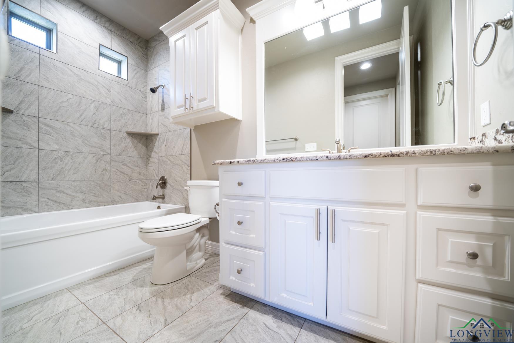 4028 Hidden Hills Cir