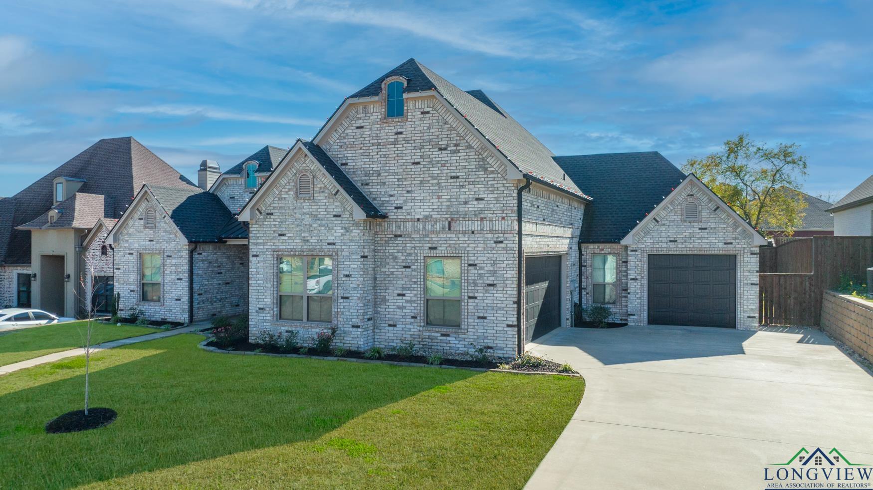 4028 Hidden Hills Cir