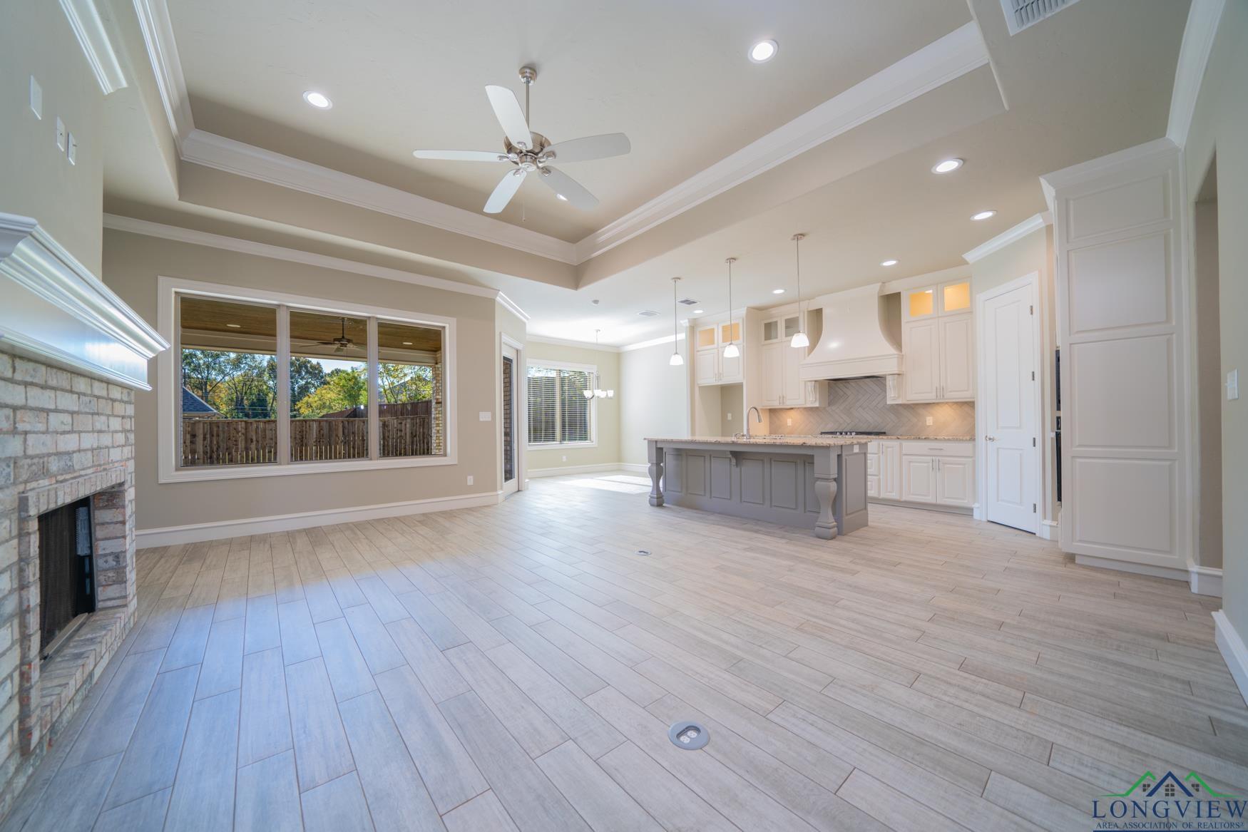 4028 Hidden Hills Cir