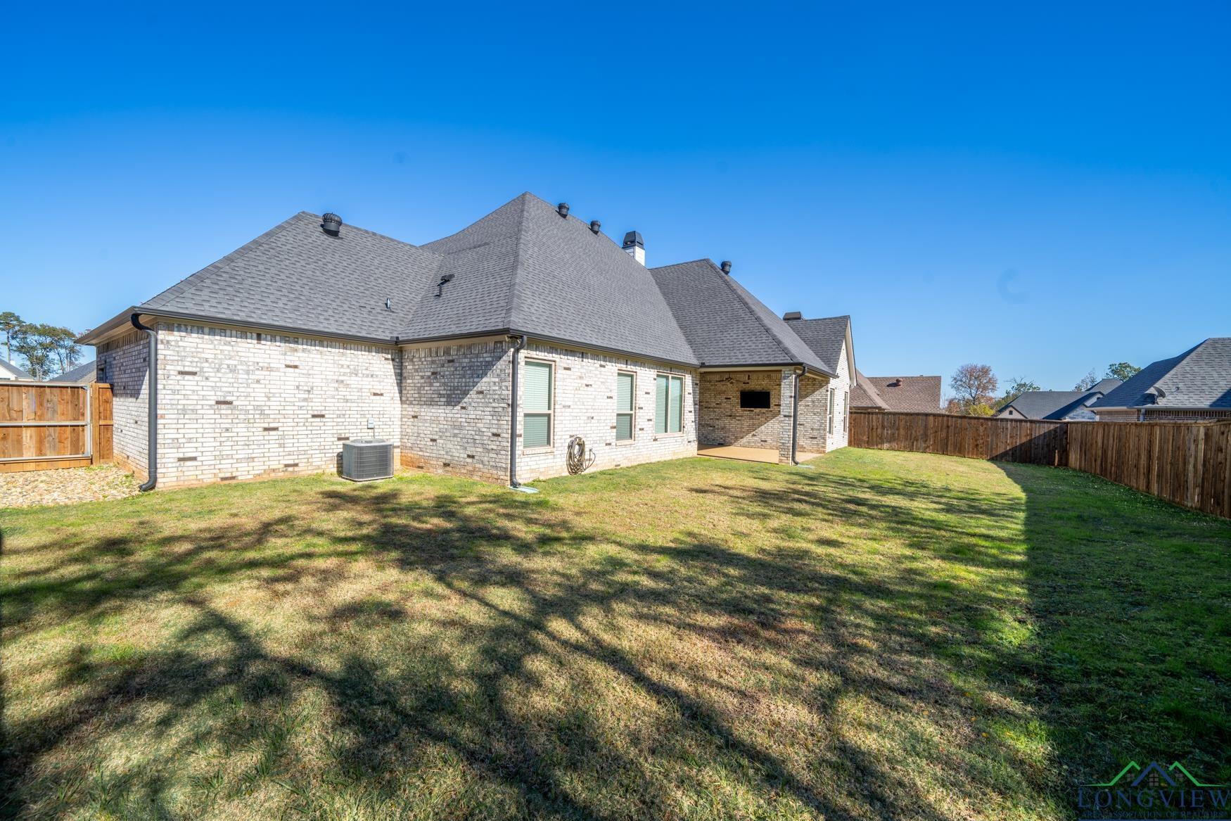 4028 Hidden Hills Cir