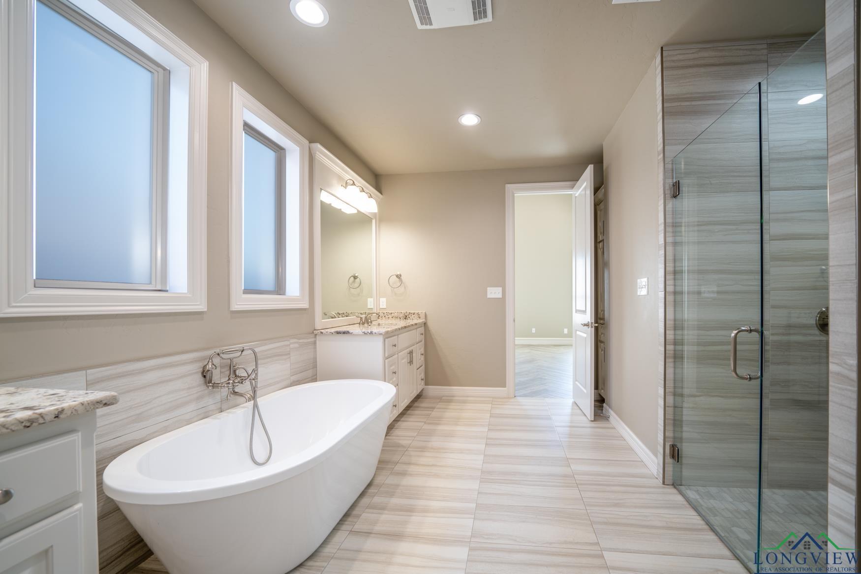 4028 Hidden Hills Cir