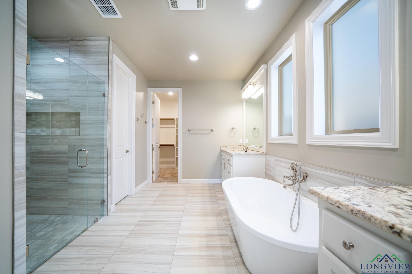 4028 Hidden Hills Cir