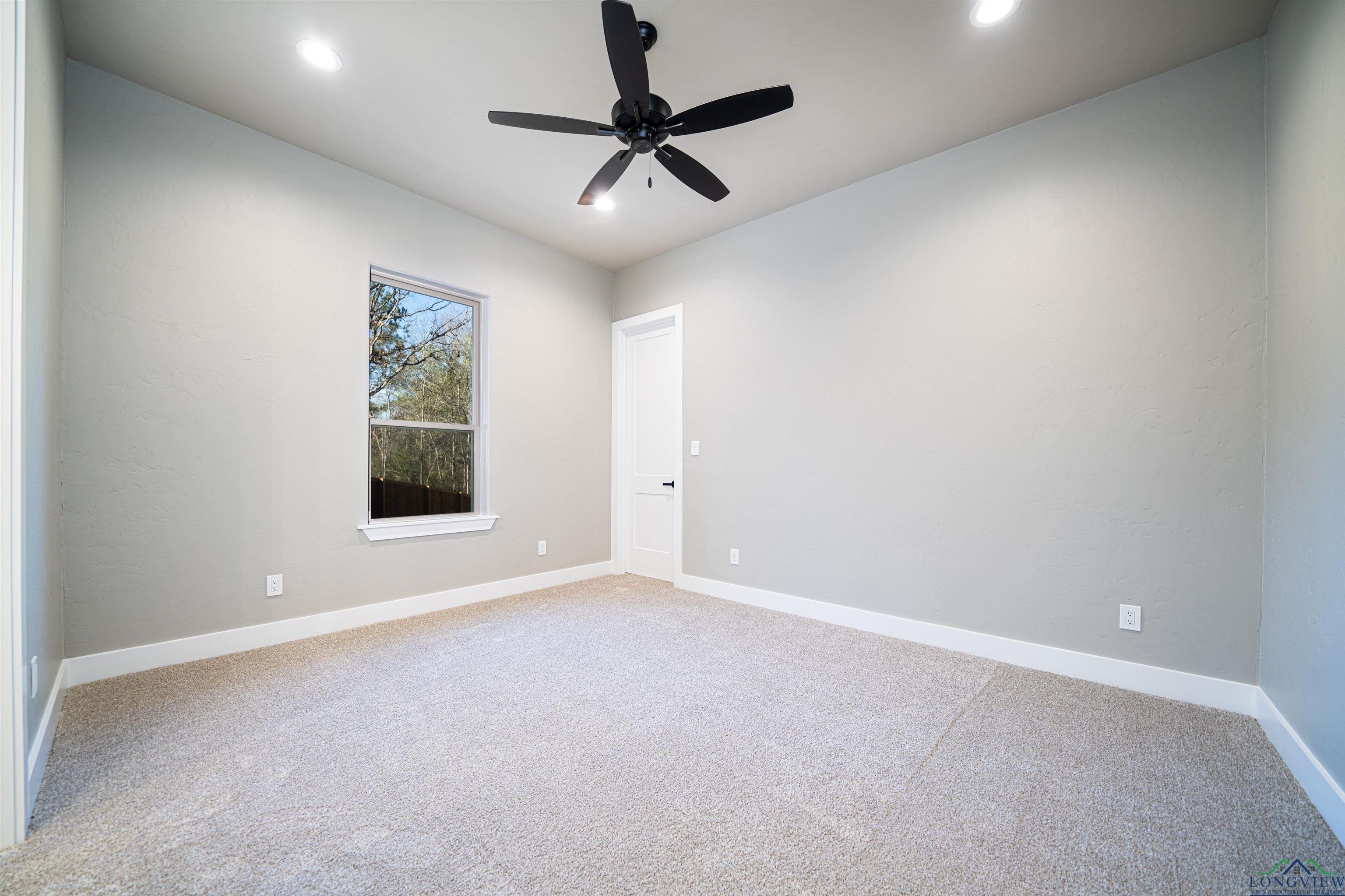 130 Briar Crest