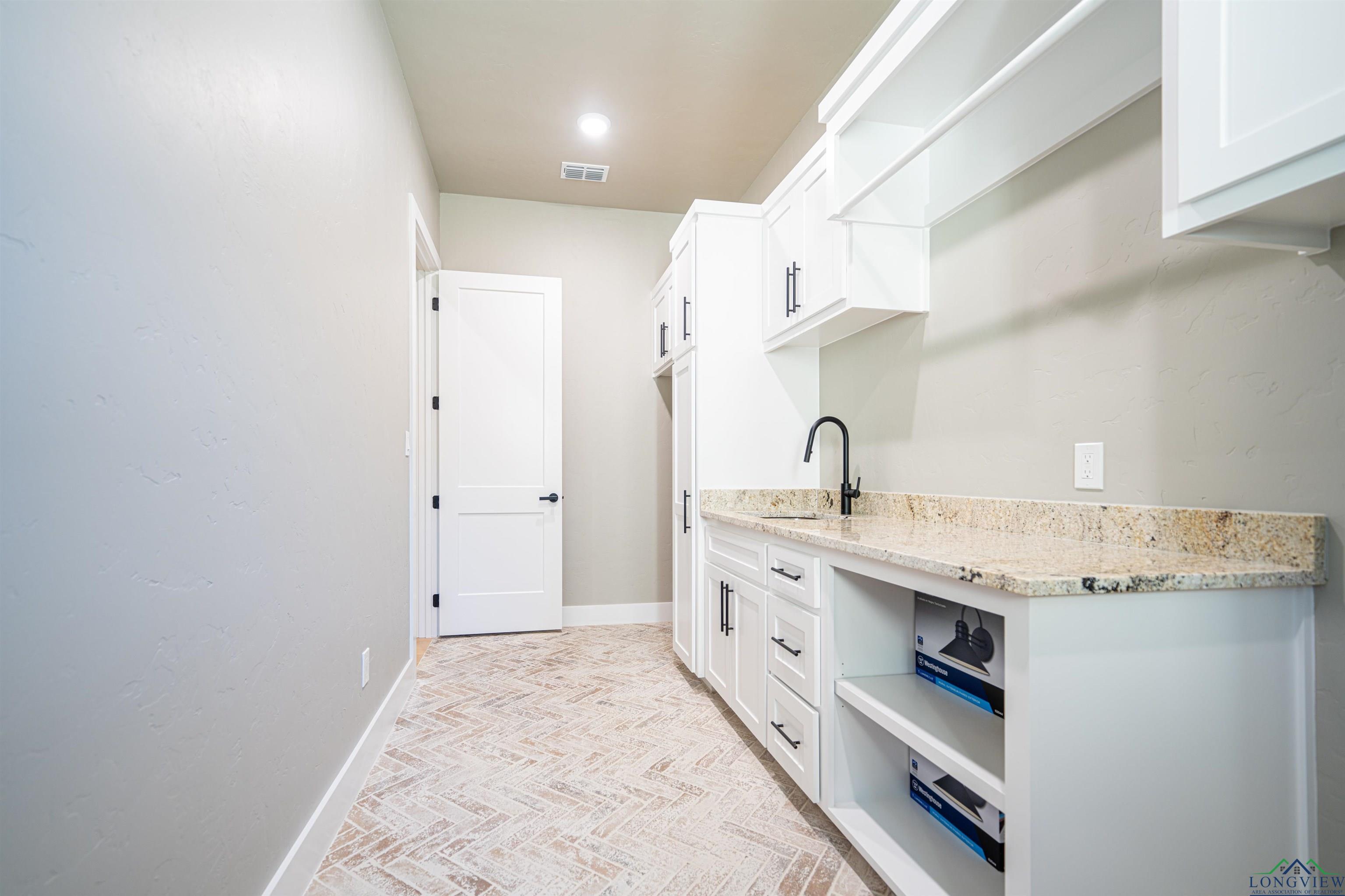 130 Briar Crest