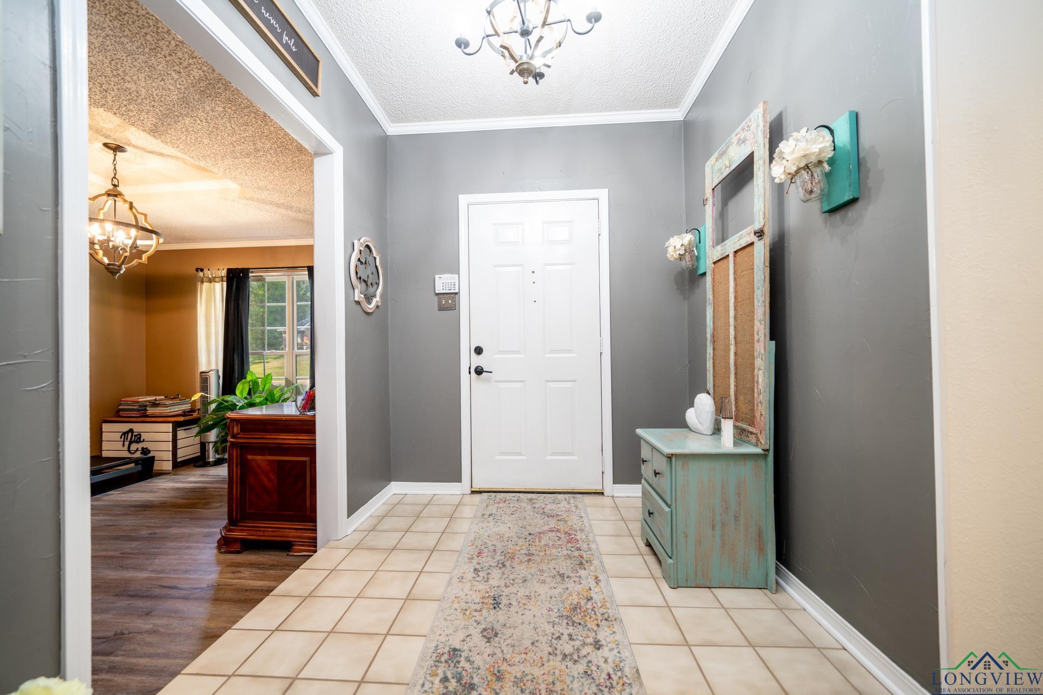 118 E LITTLEJOHN