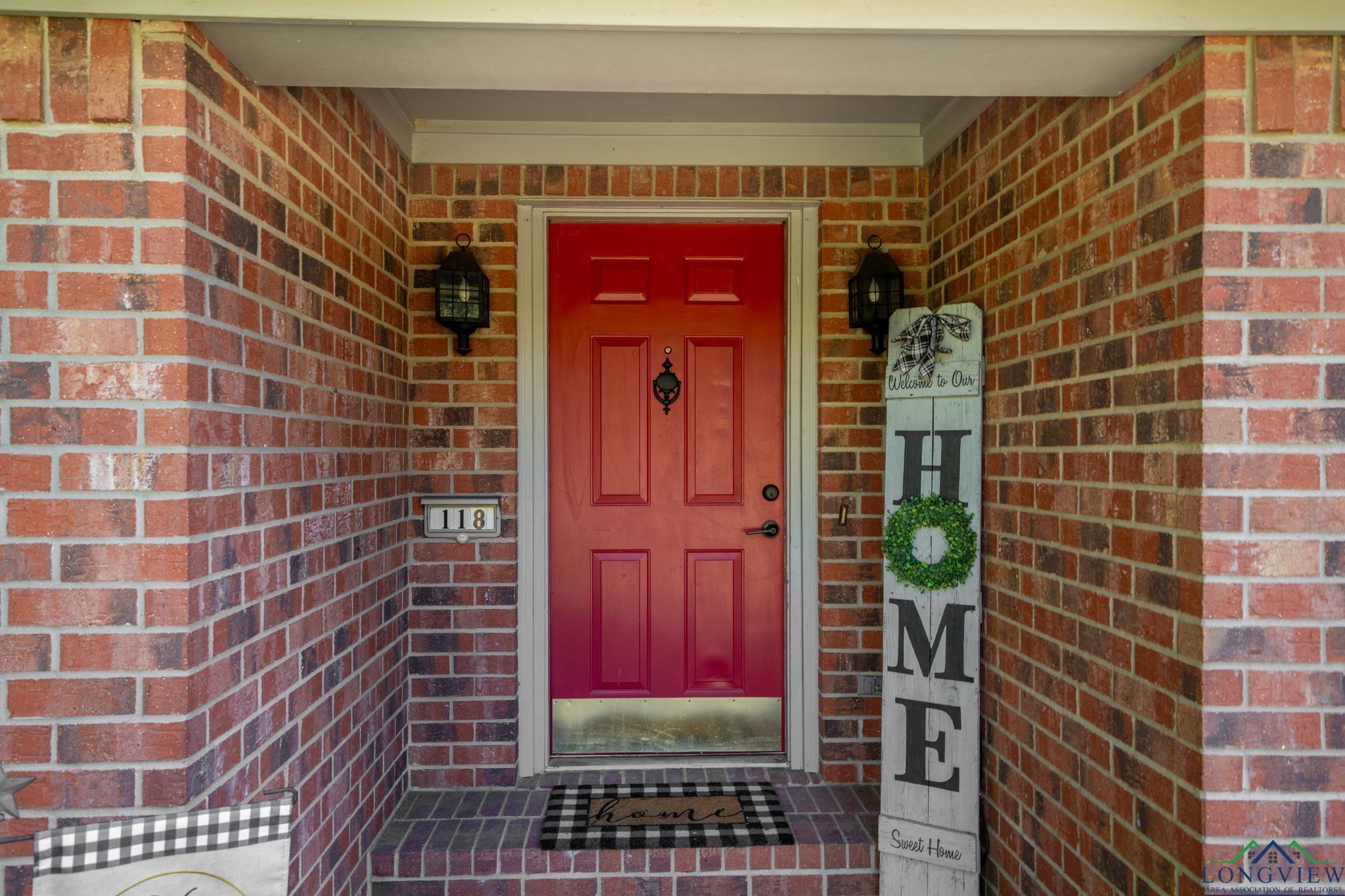 118 E LITTLEJOHN