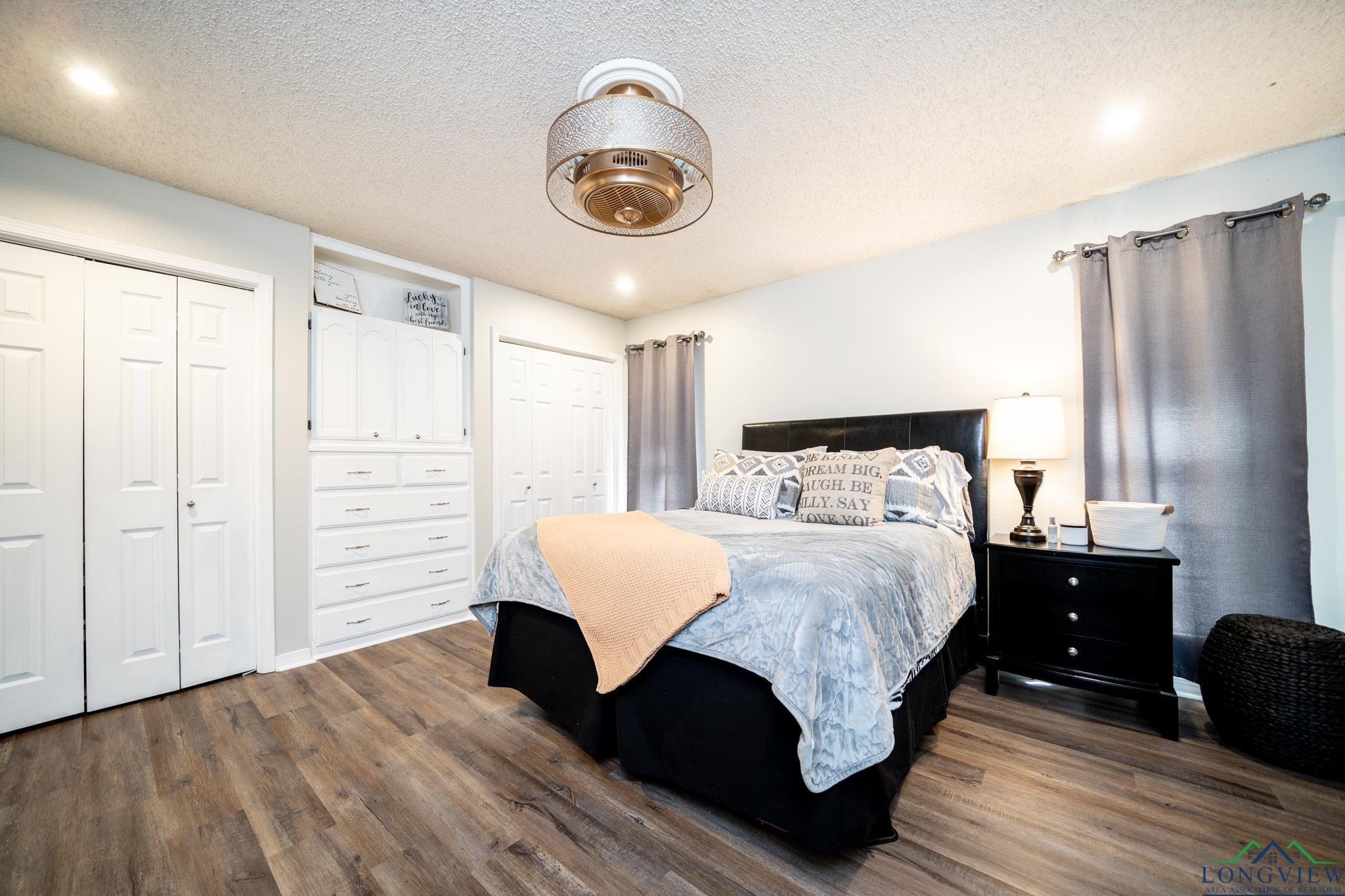 118 E LITTLEJOHN