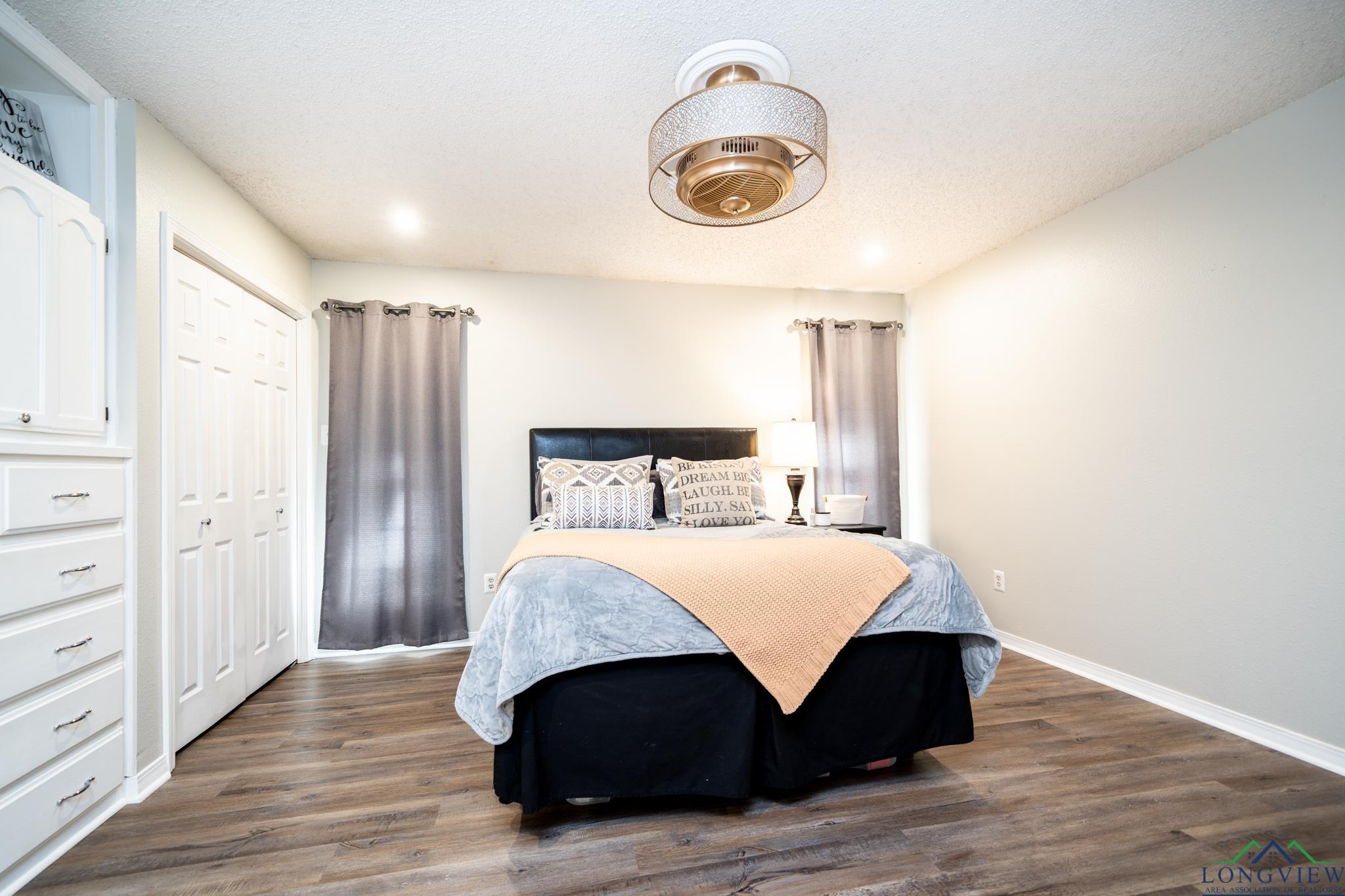 118 E LITTLEJOHN