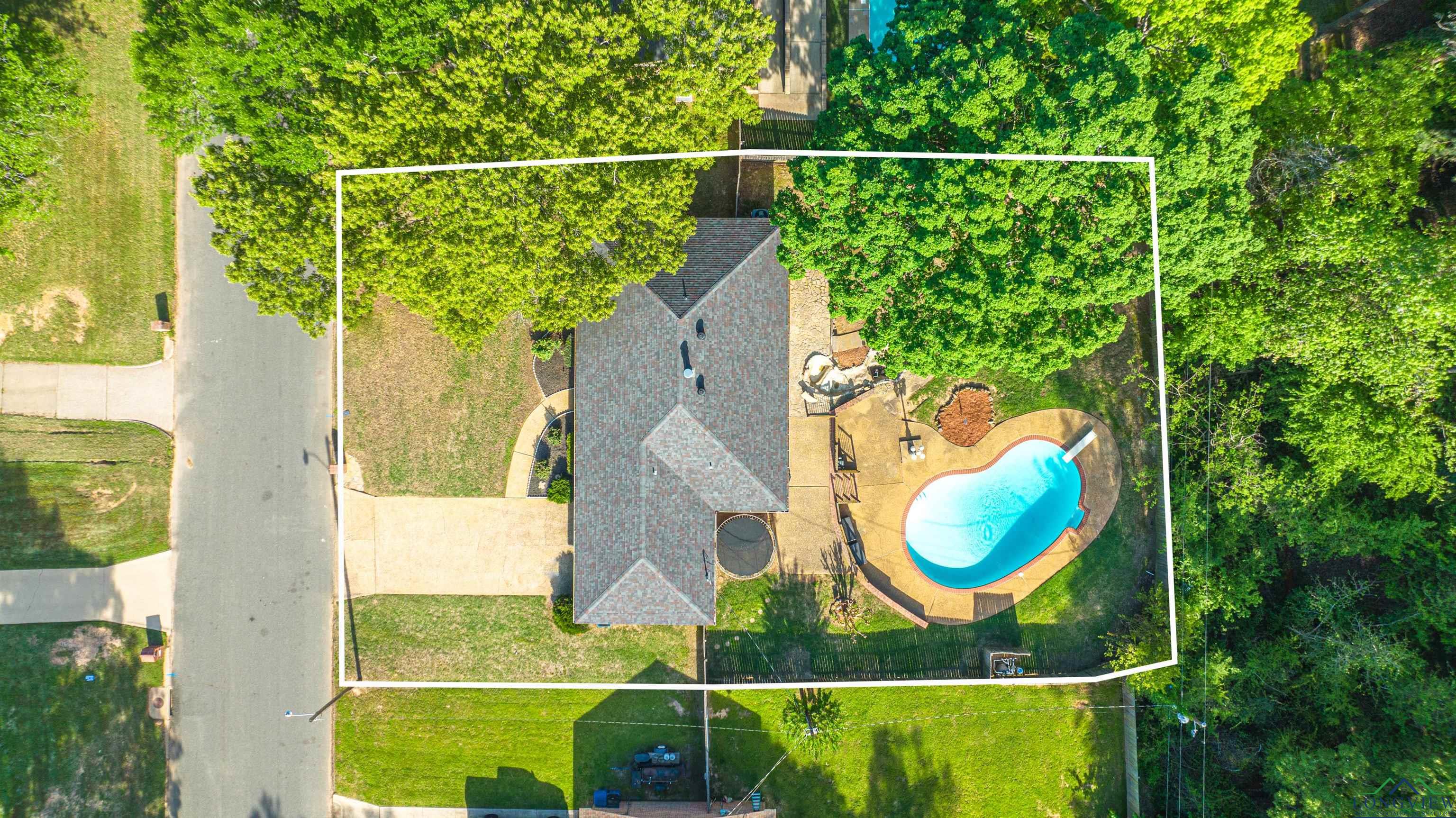 118 E LITTLEJOHN