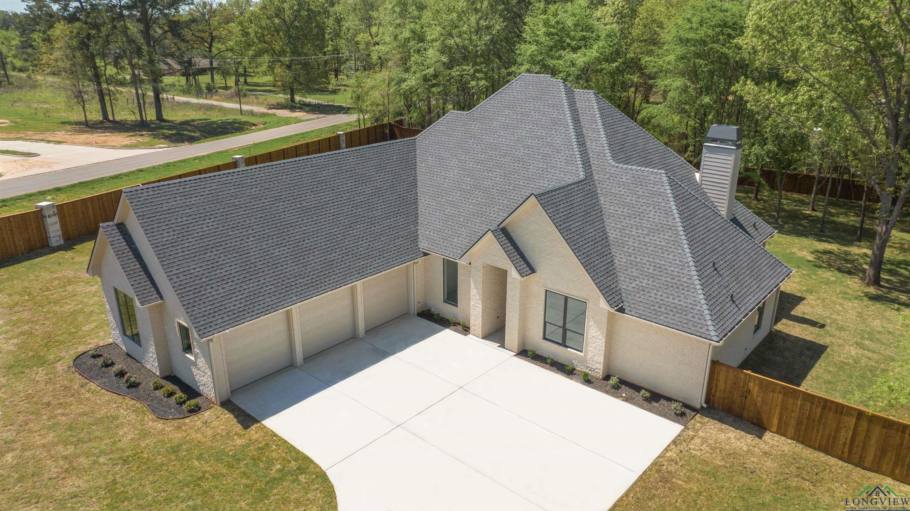 105 Thorn Briar
