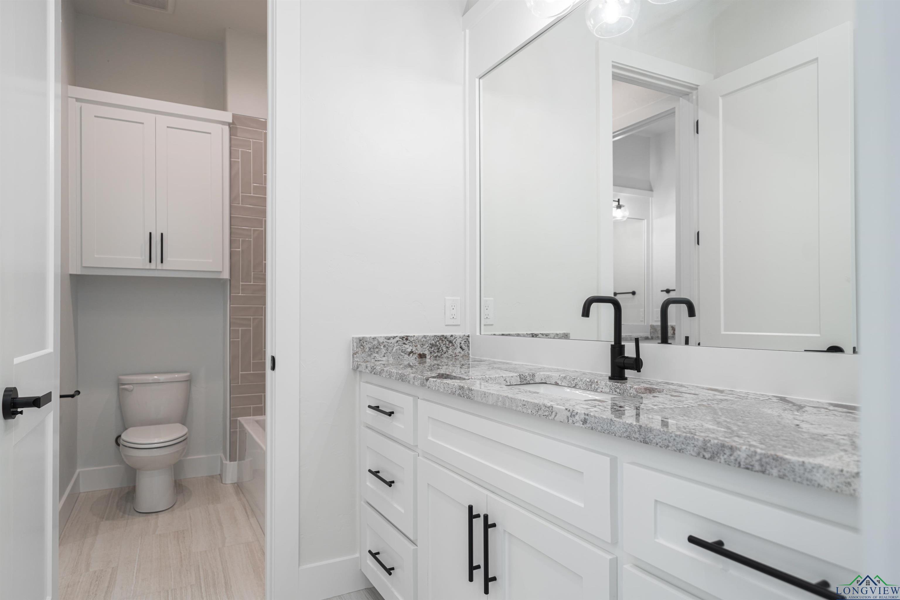 105 Thorn Briar