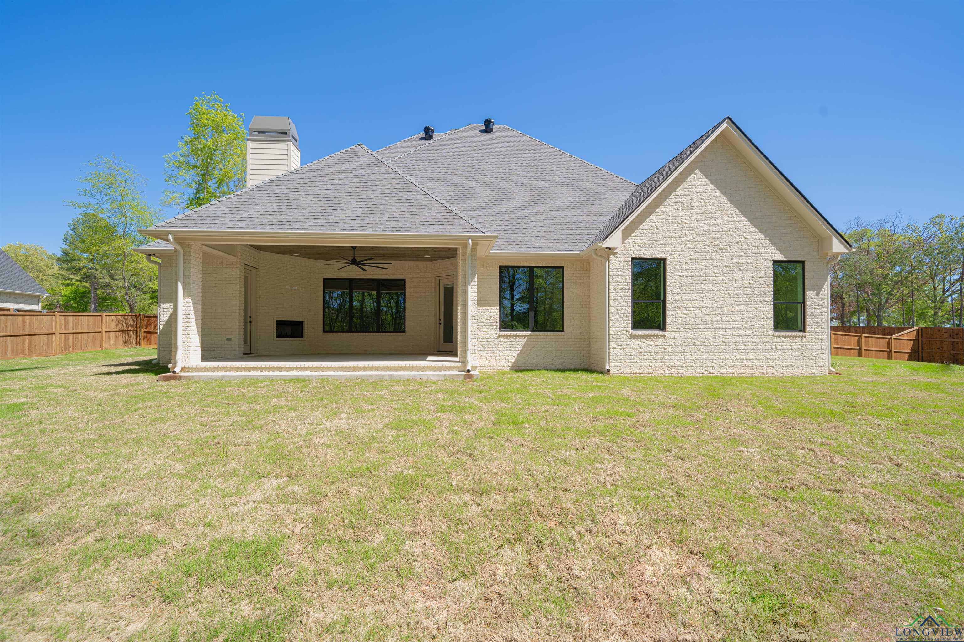 105 Thorn Briar