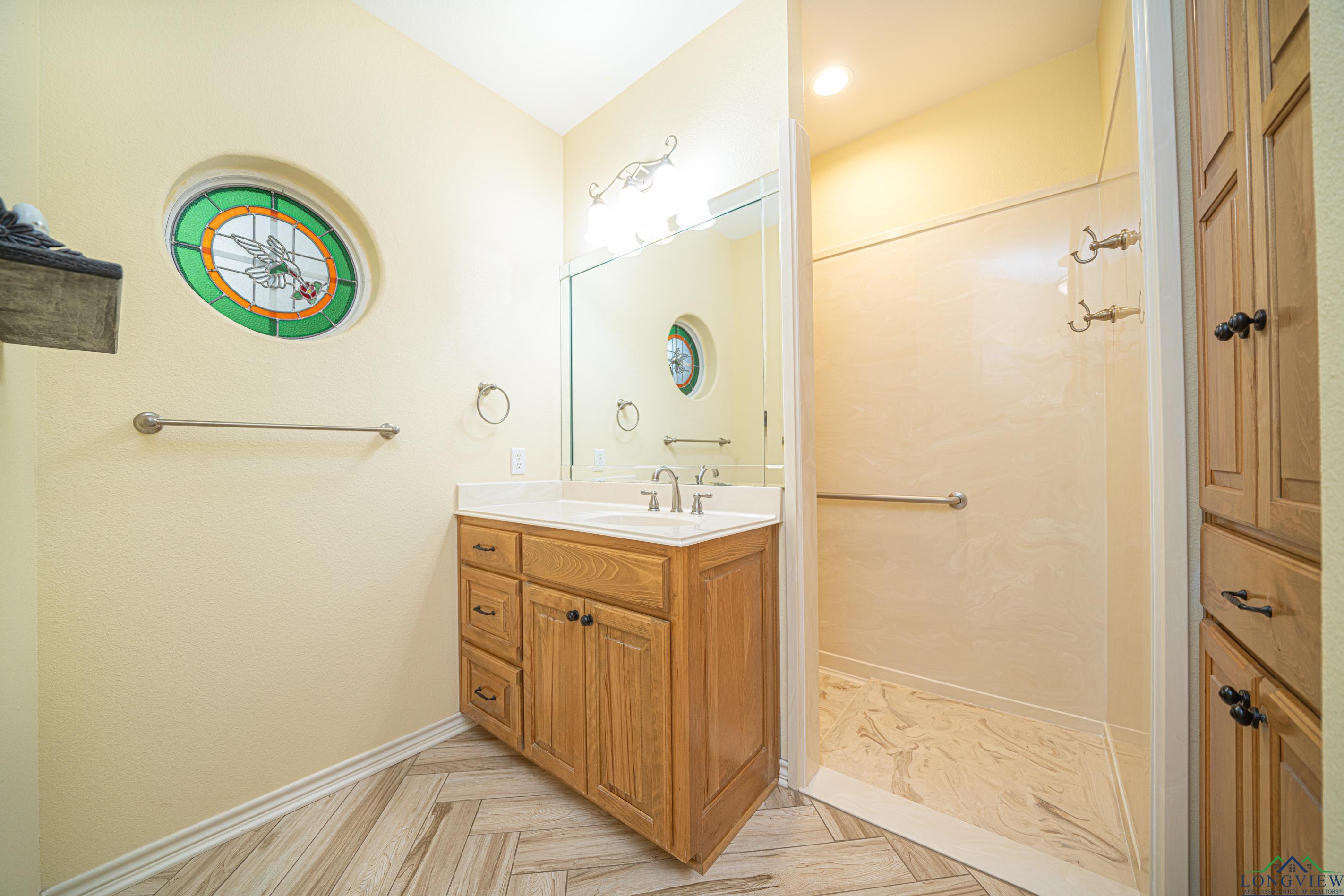 317 Deerfield Rd West