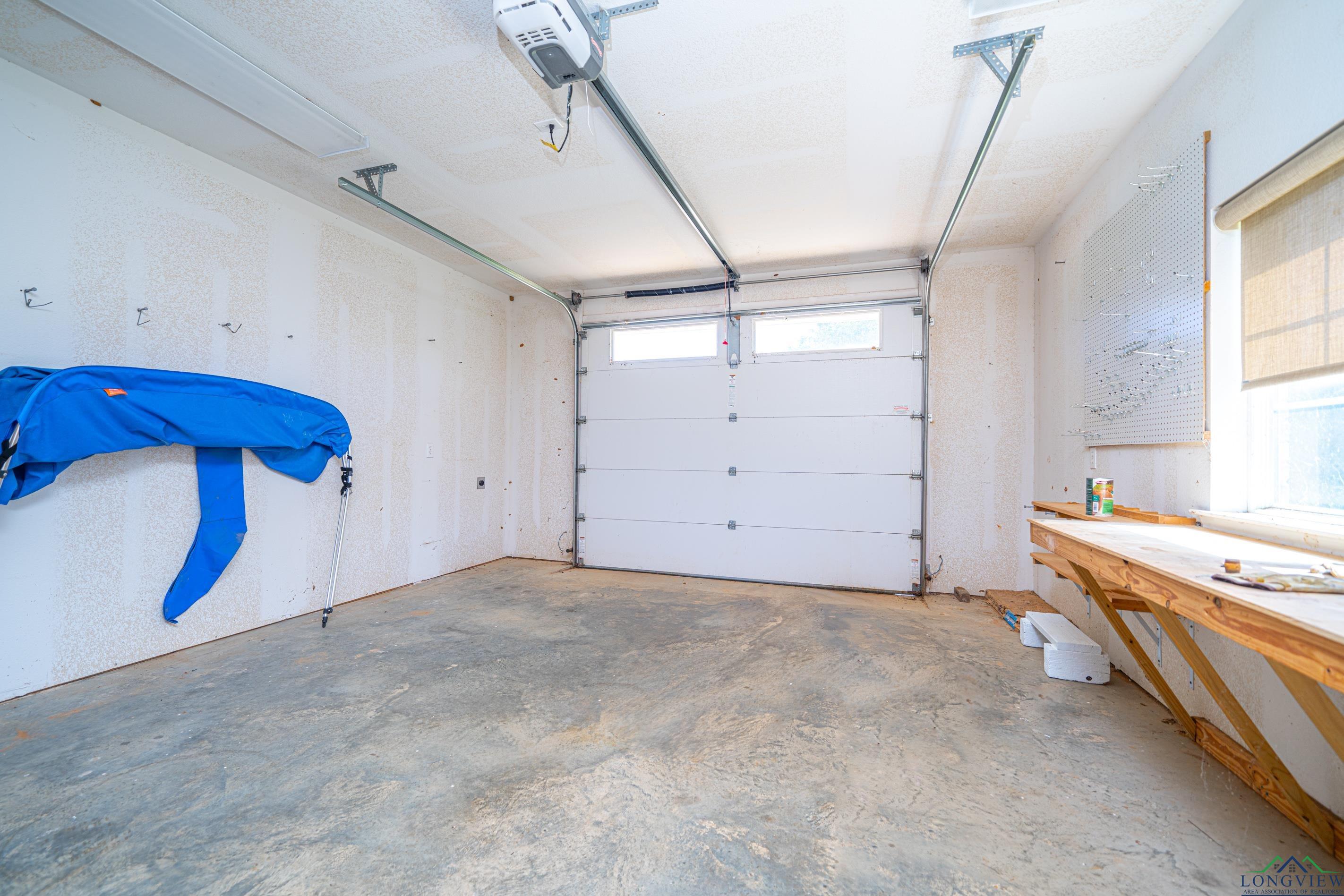 317 Deerfield Rd West