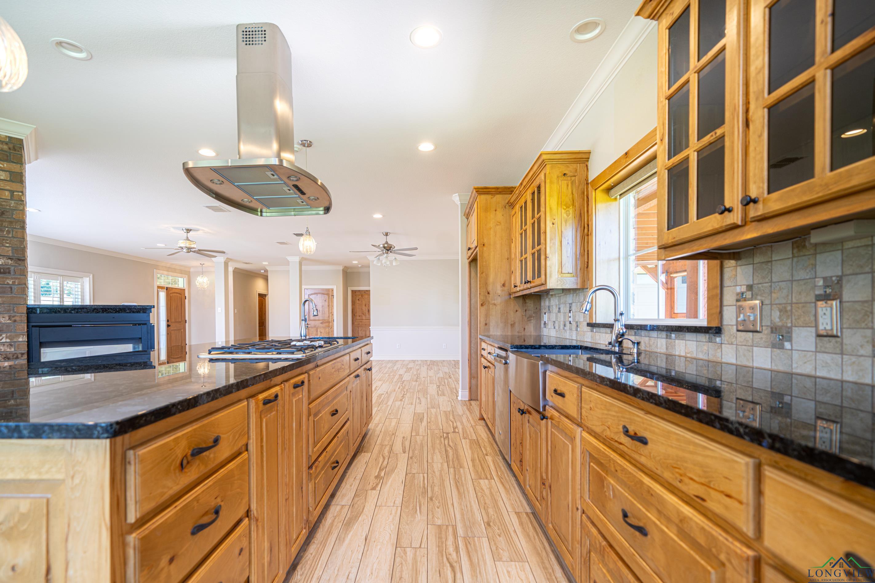 317 Deerfield Rd West