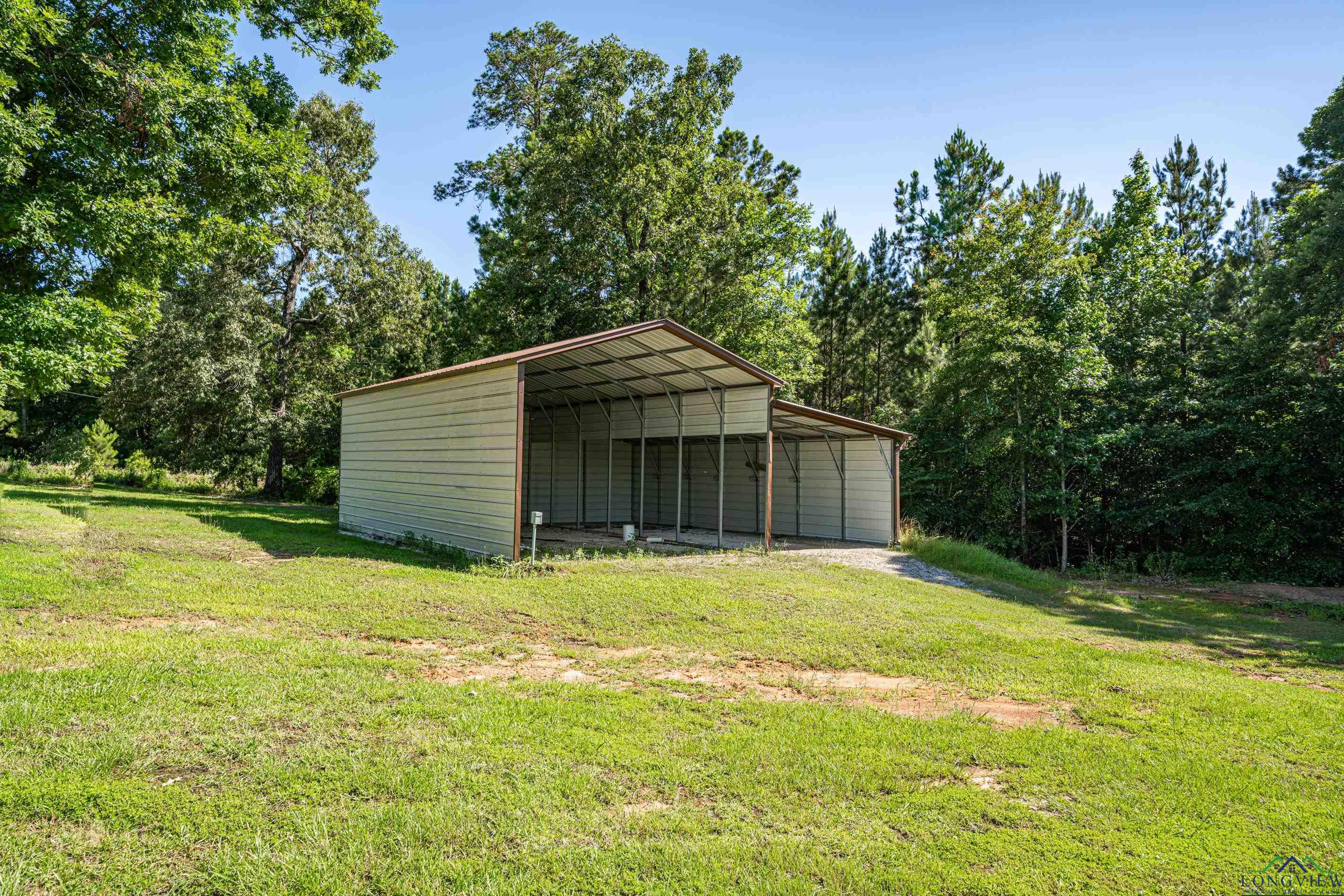 317 Deerfield Rd West