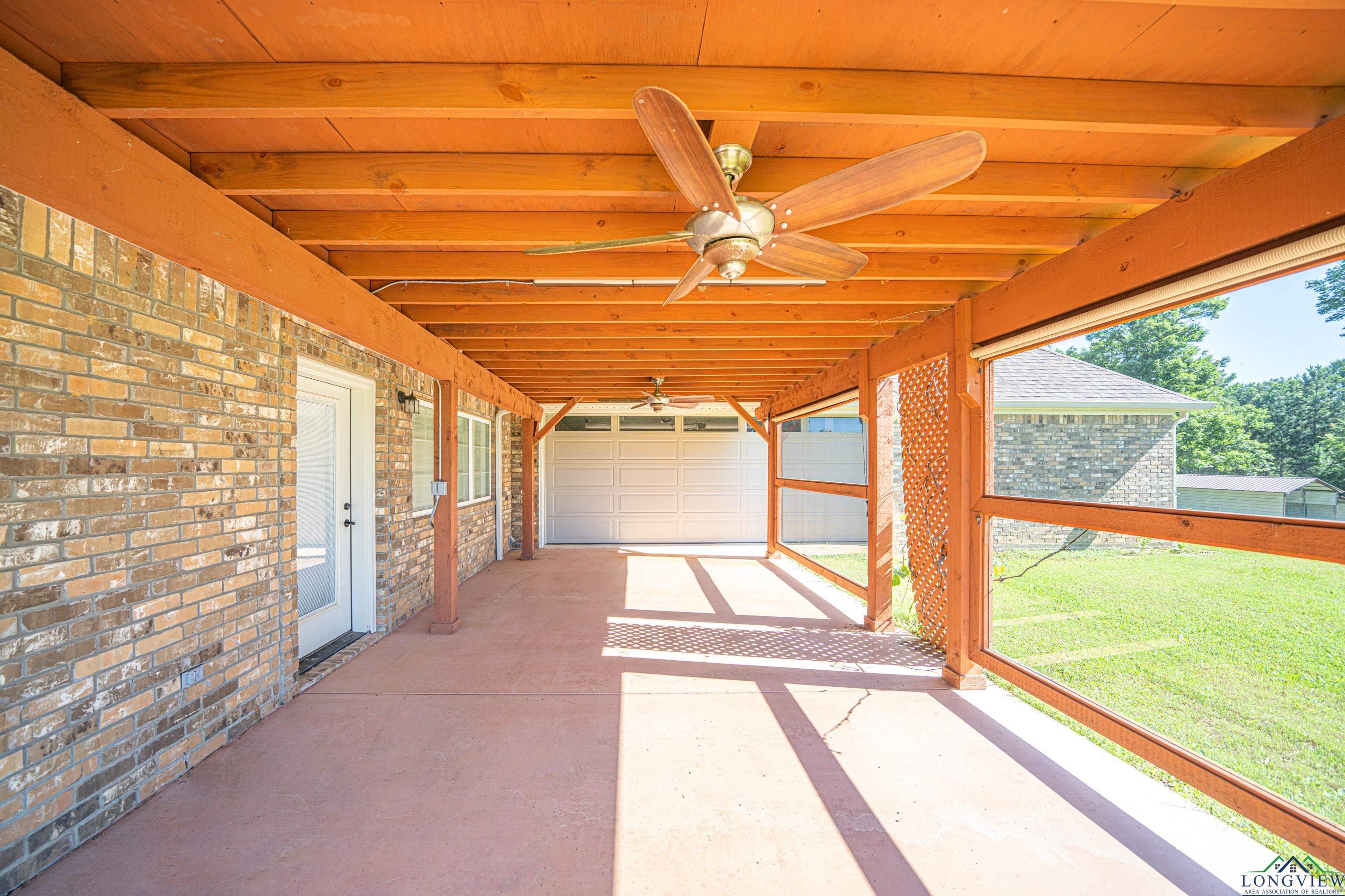 317 Deerfield Rd West