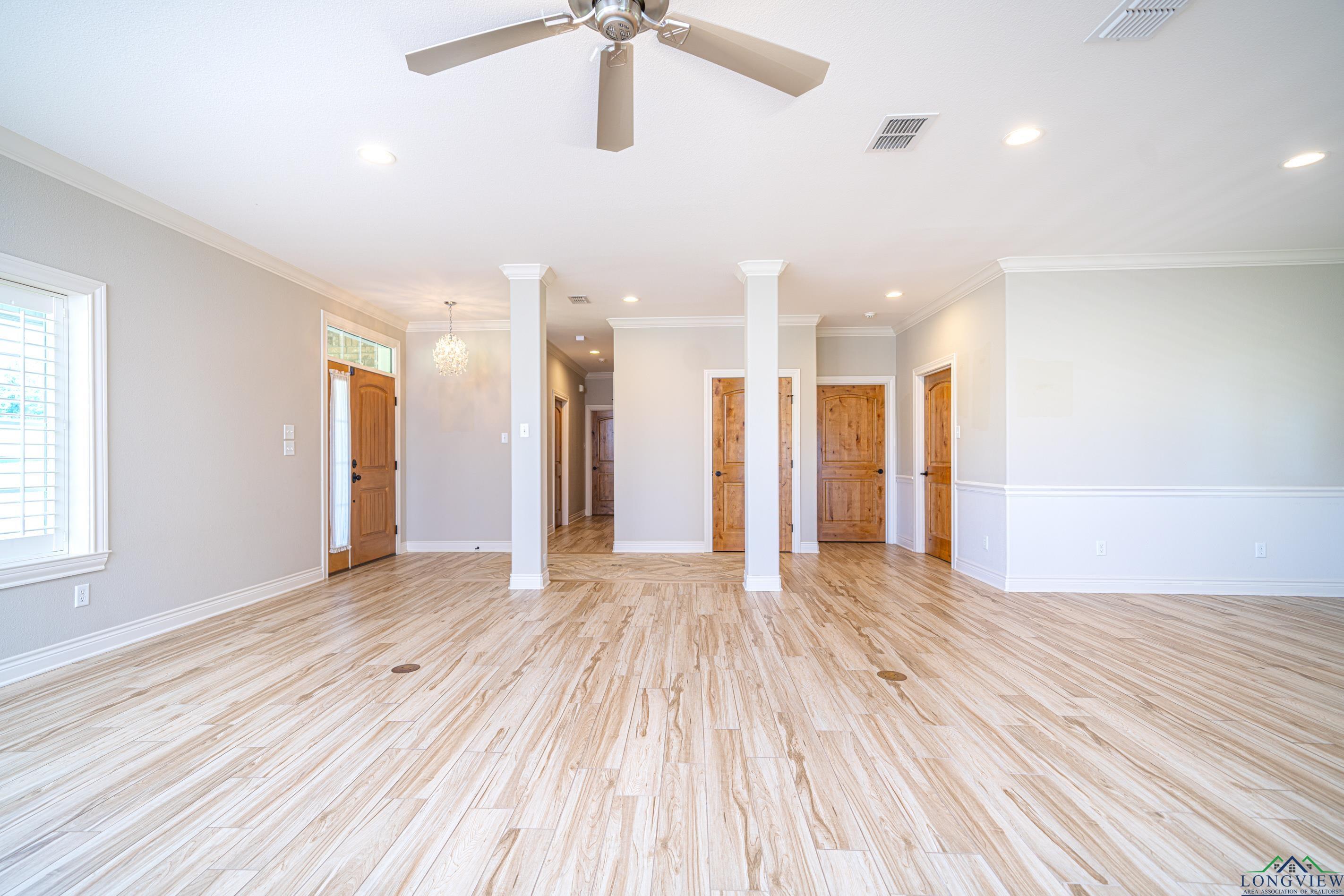 317 Deerfield Rd West