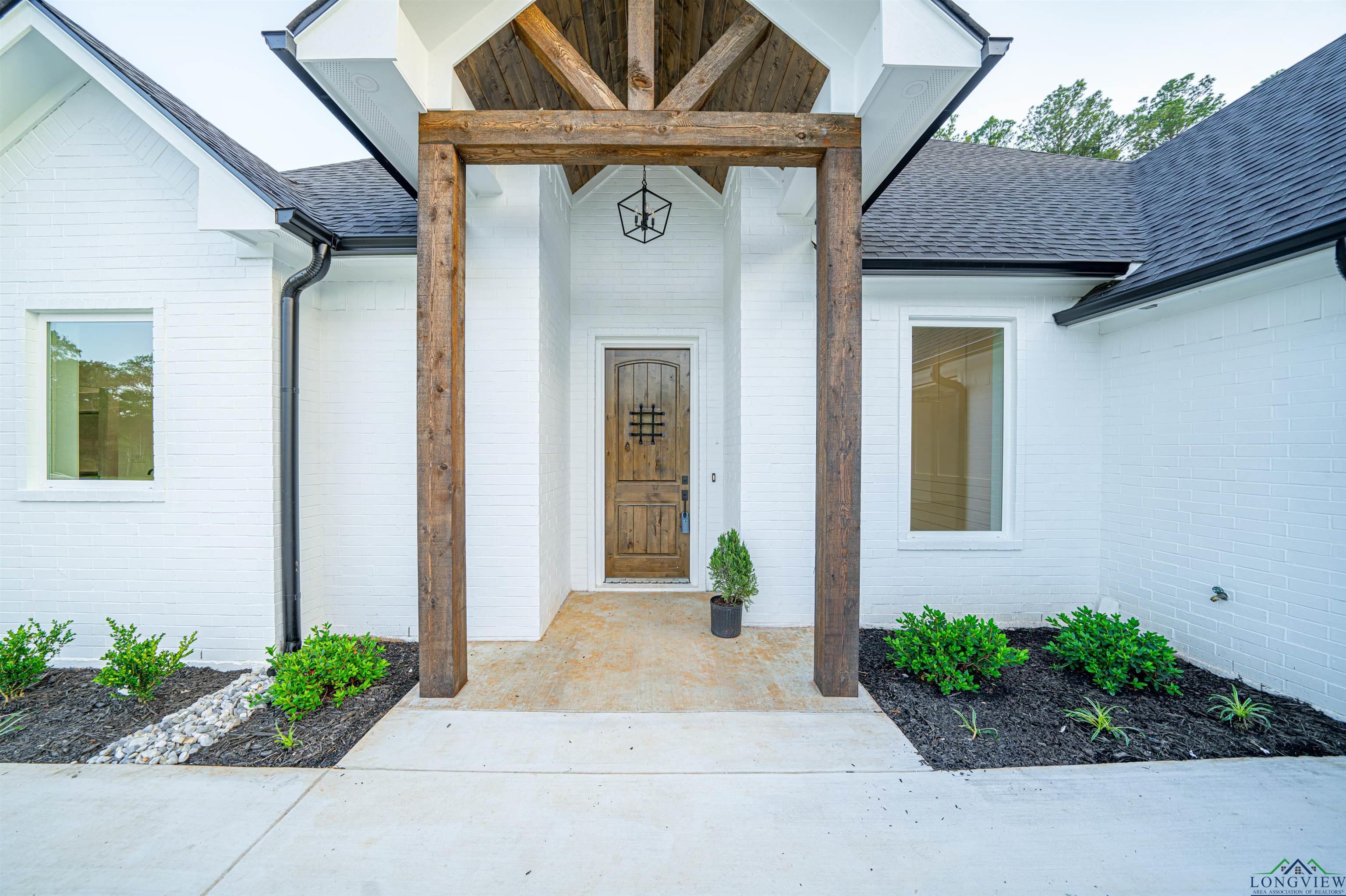 313 Saddle Brook Drive