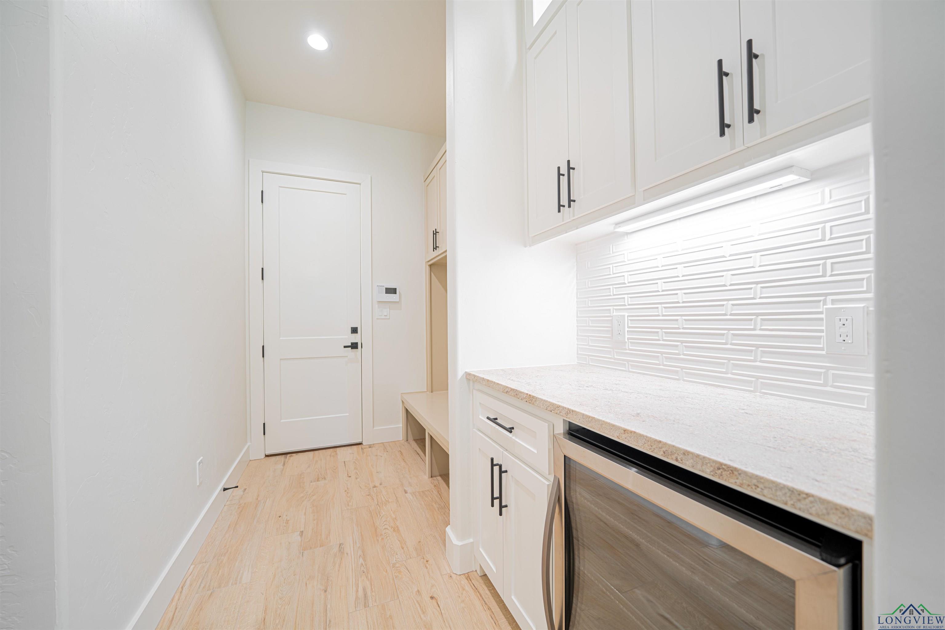 125 Thorn Briar