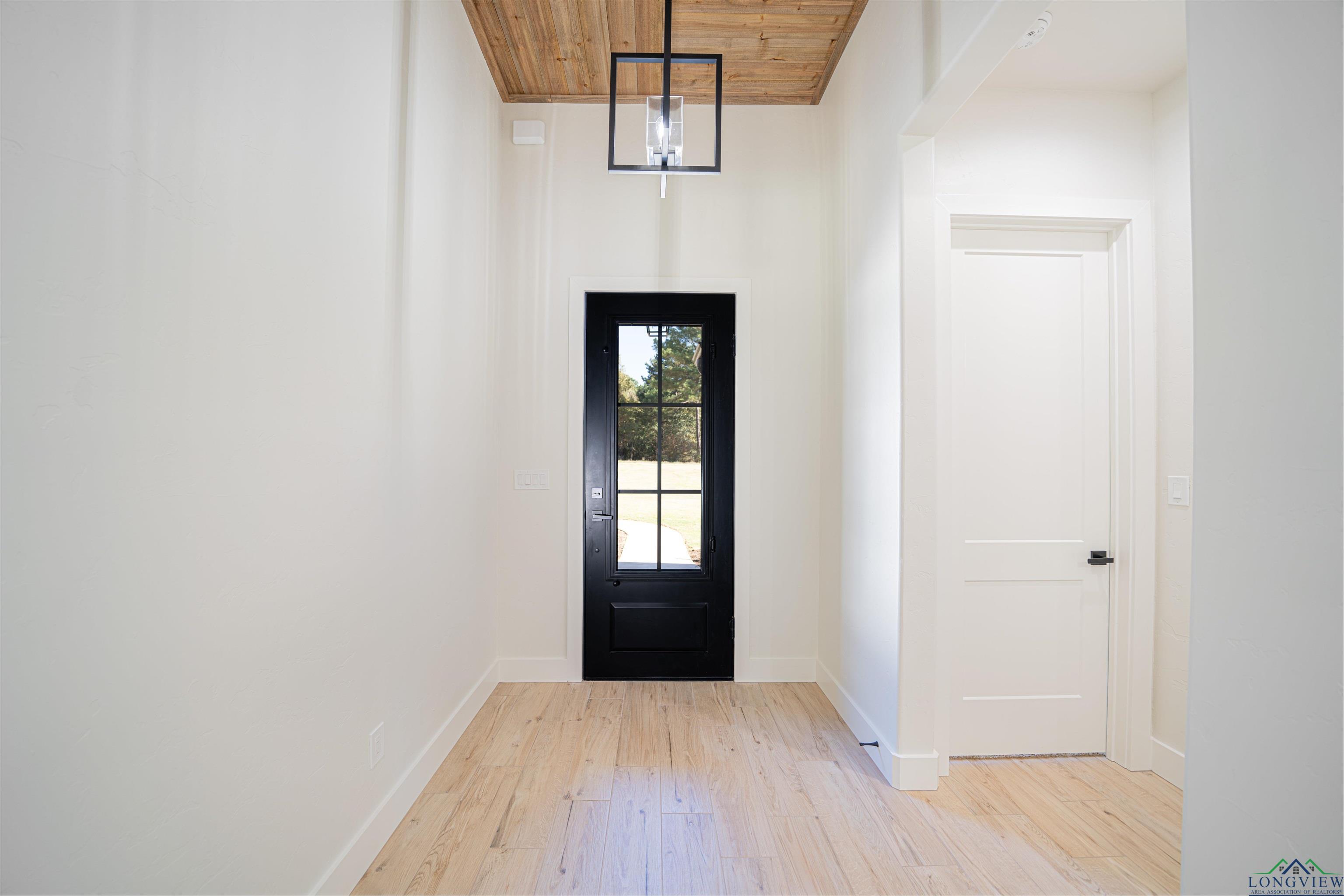 125 Thorn Briar