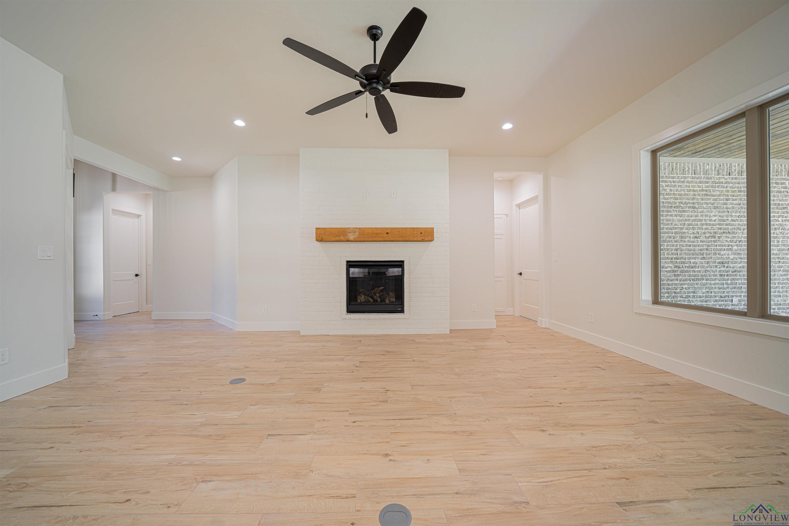 125 Thorn Briar
