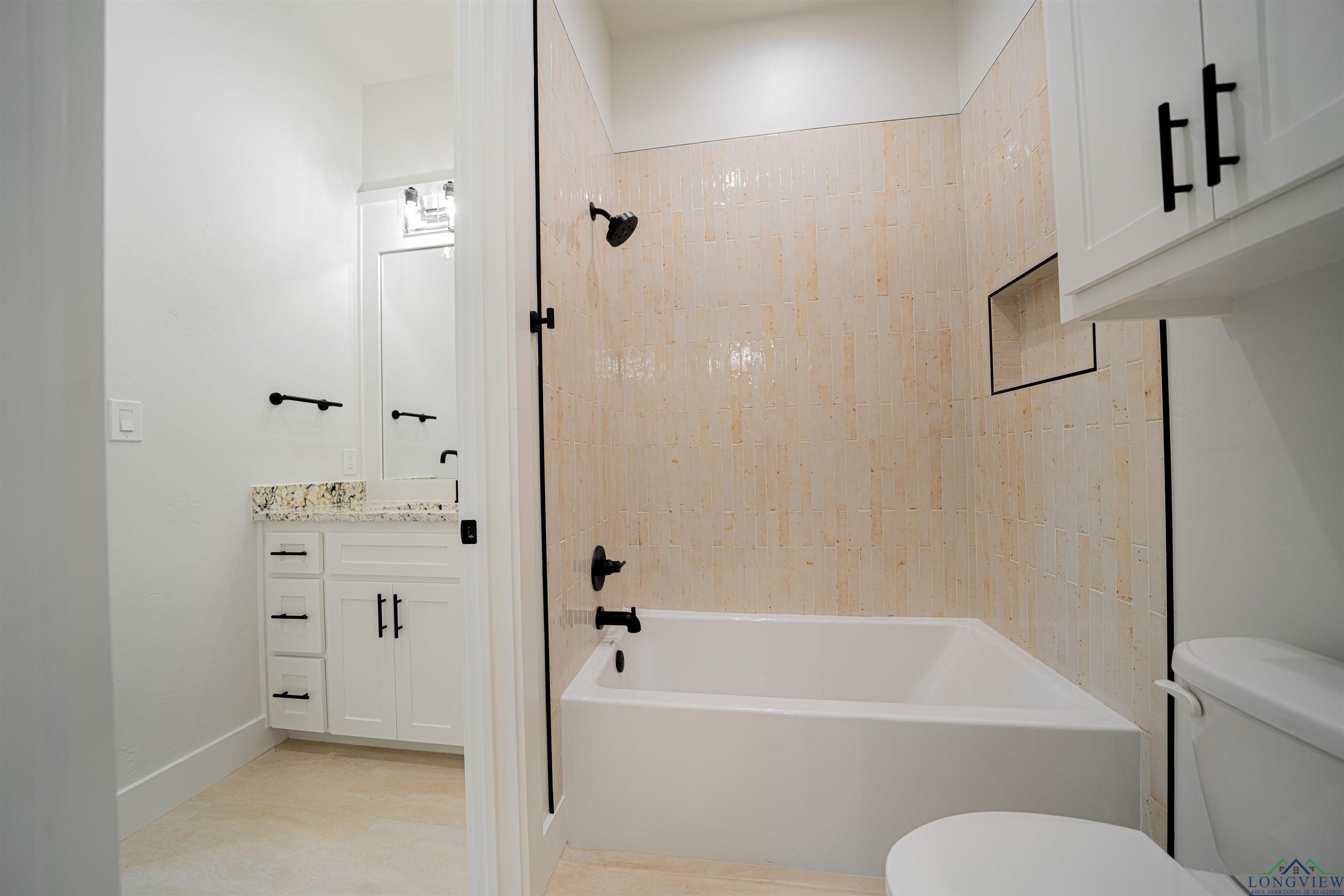 125 Thorn Briar
