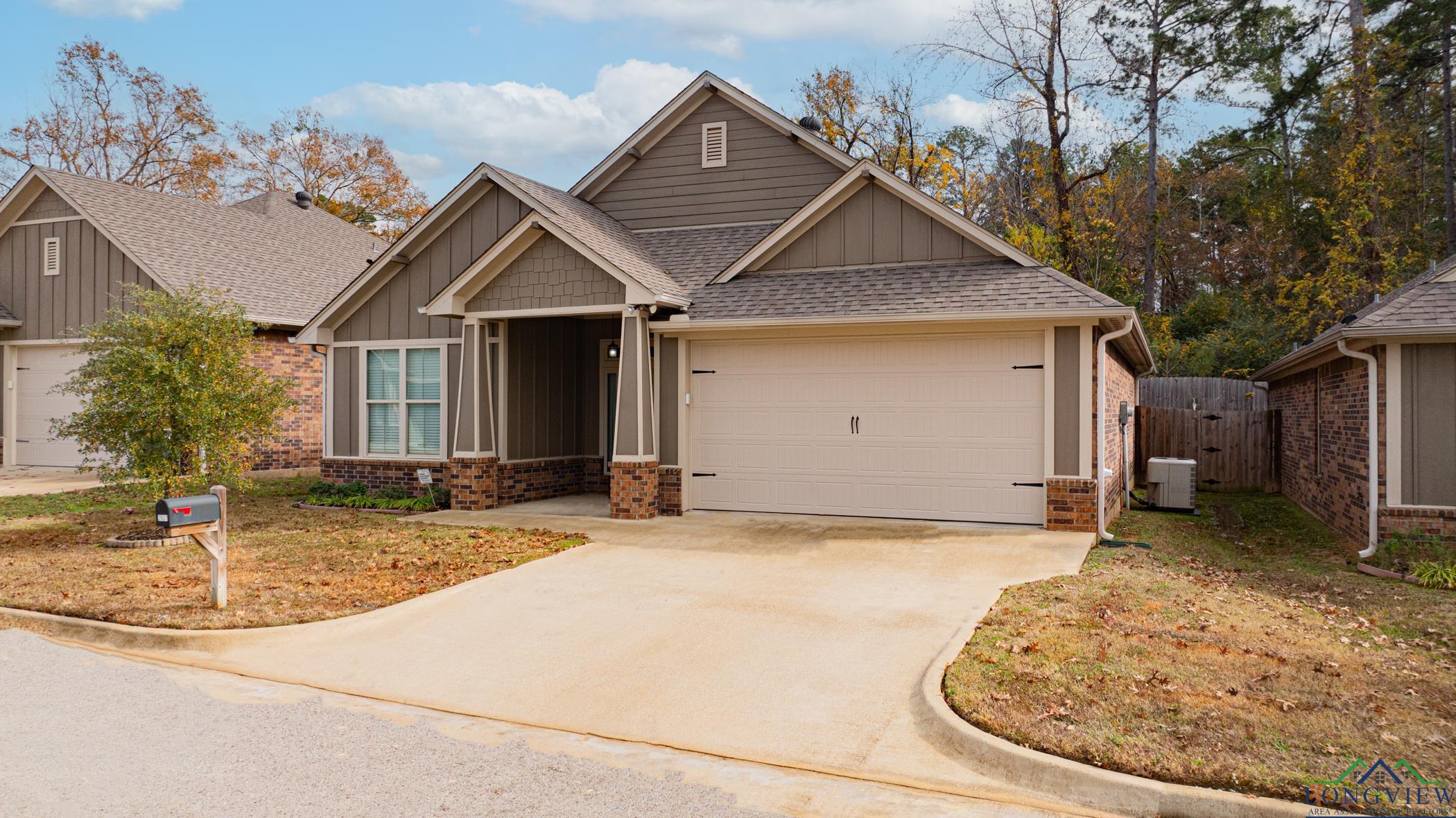 2931 Meadow Brook Trail