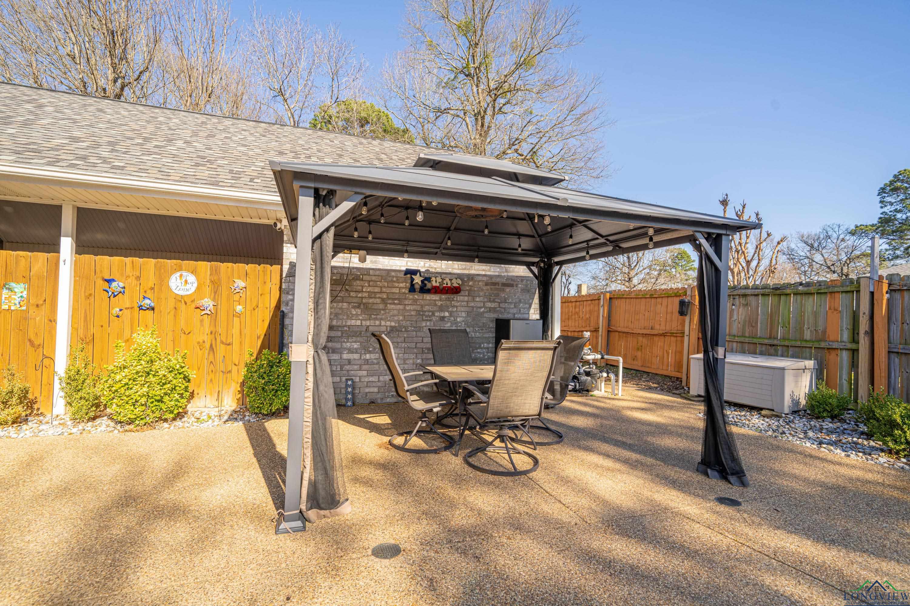 2106 E George Richey