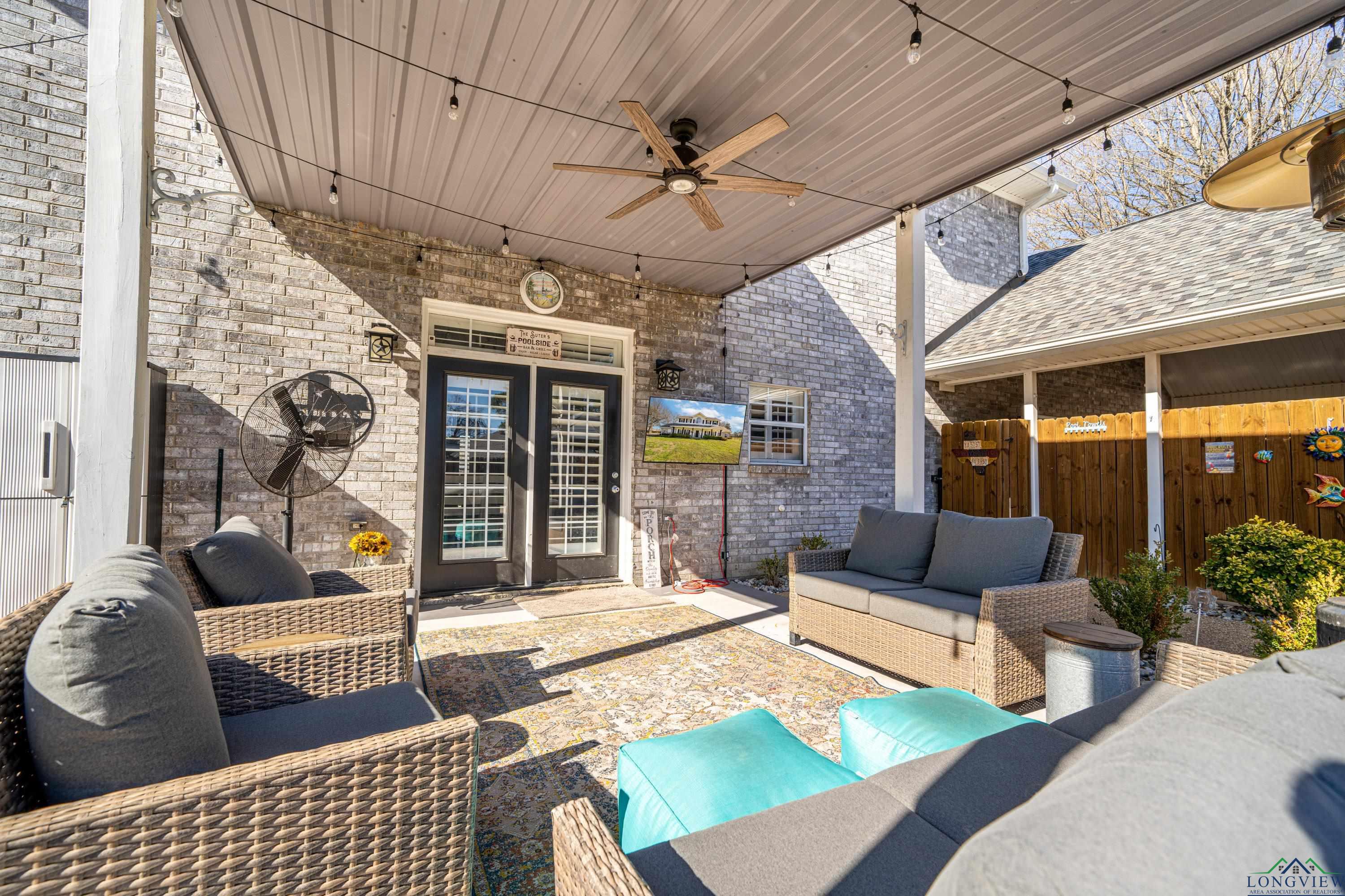 2106 E George Richey