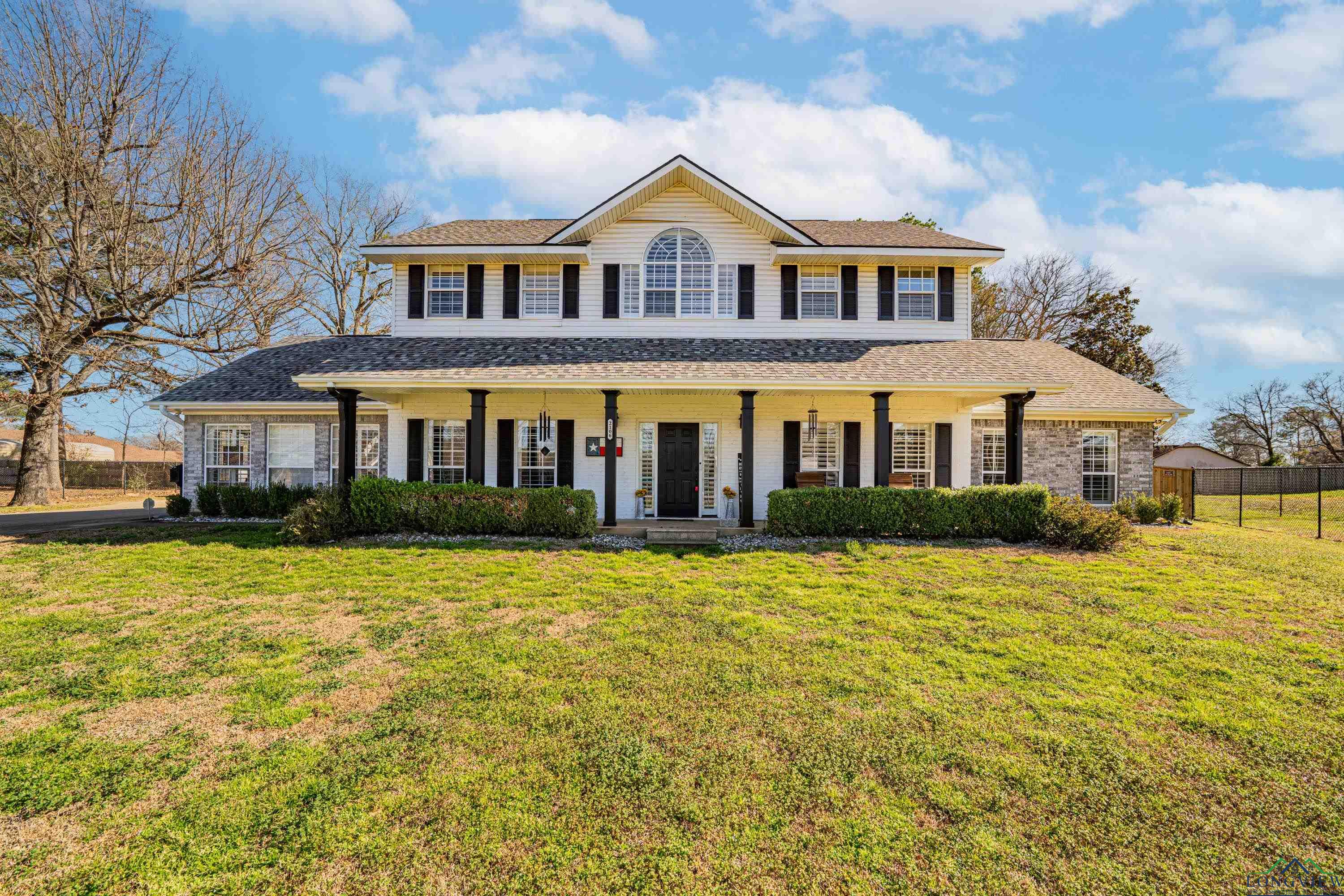 2106 E George Richey