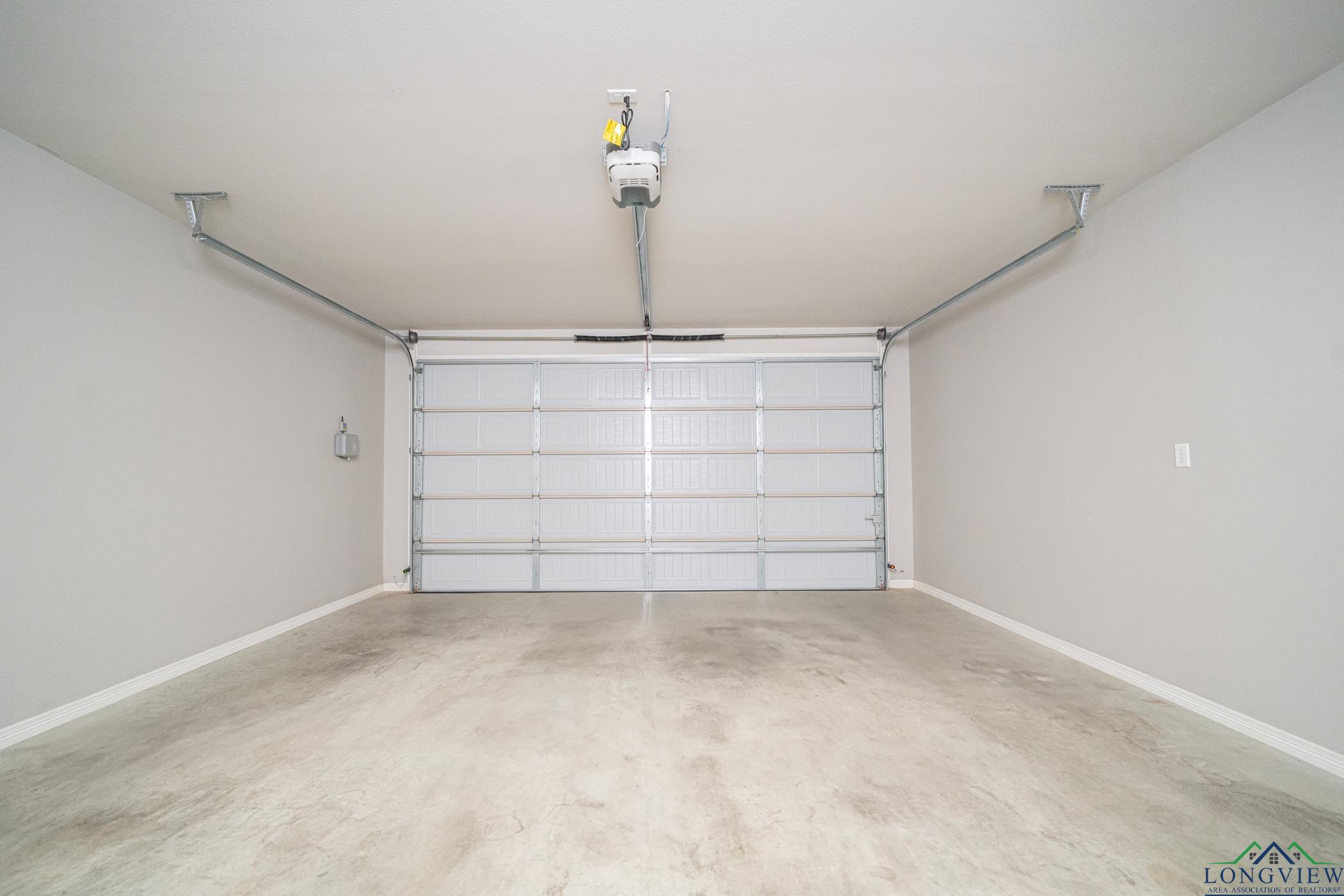 2931 Meadow Brook Trail