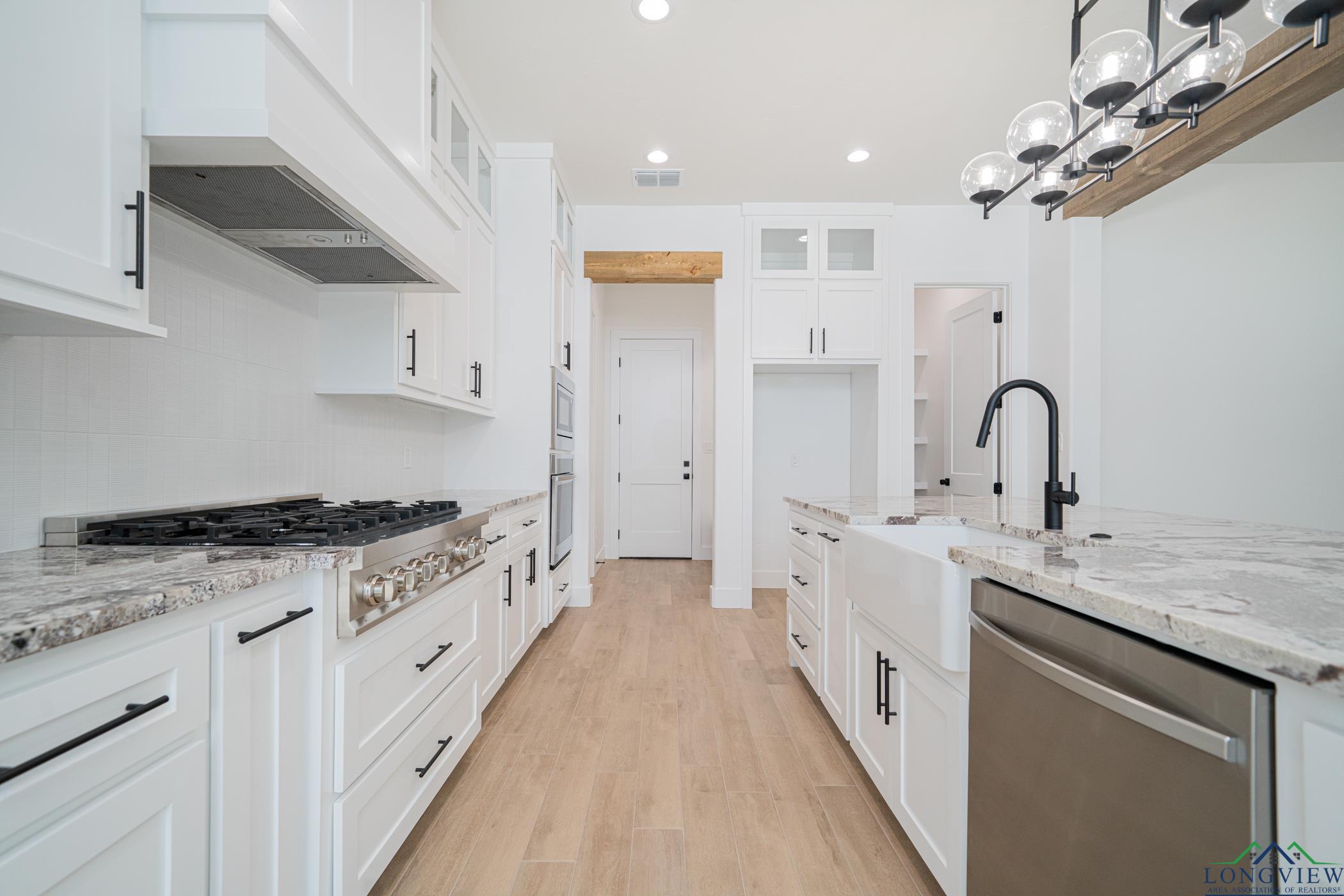 175 Thorn Briar Trail