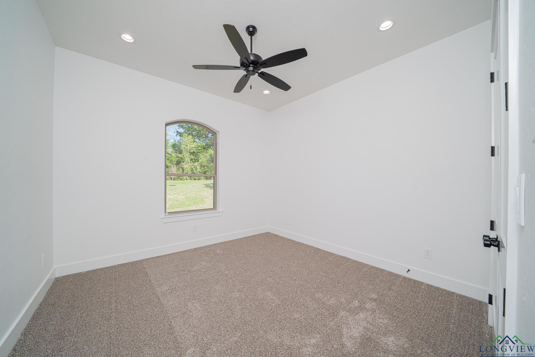 175 Thorn Briar Trail