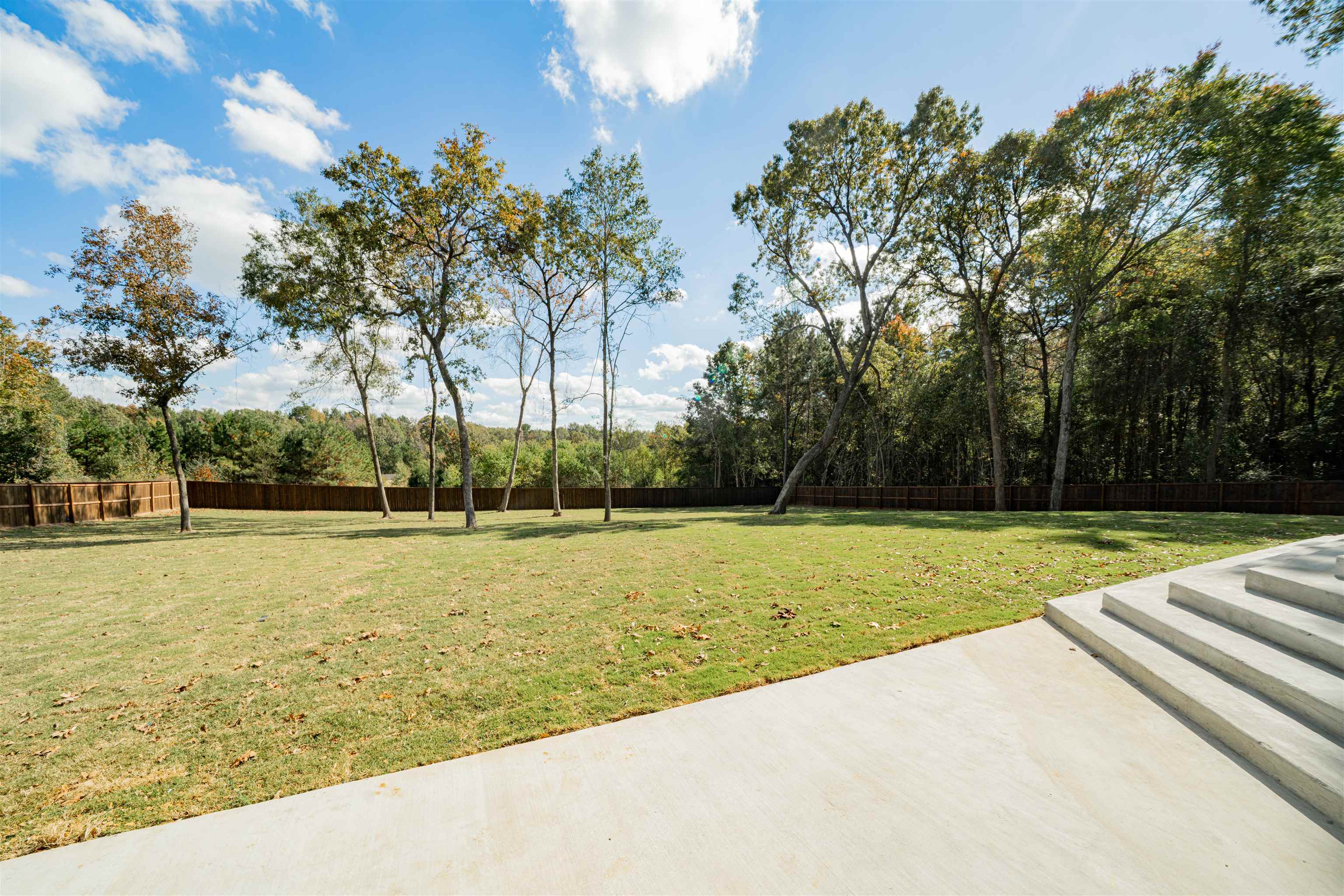 190 Thorn Briar Trail