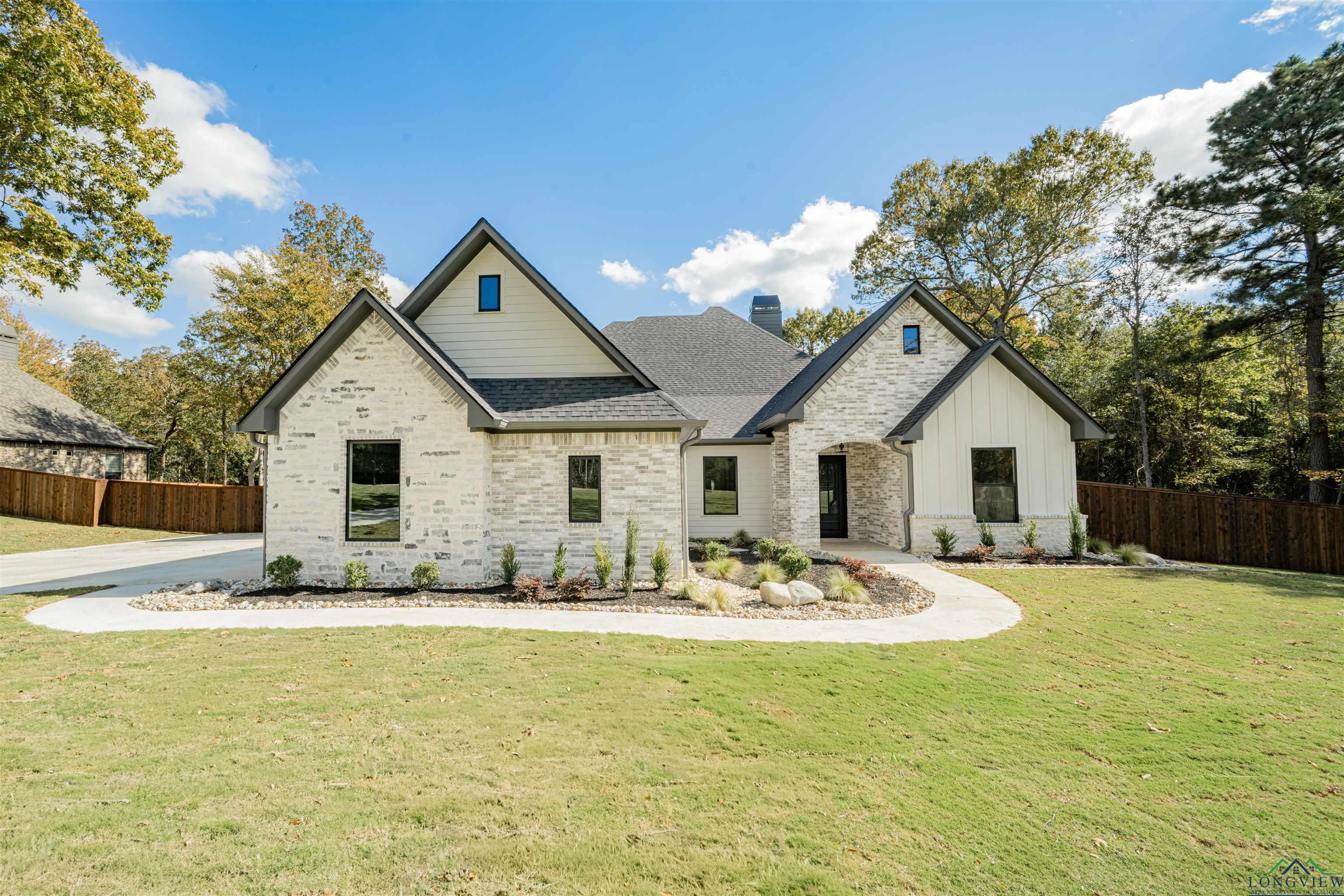 190 Thorn Briar Trail