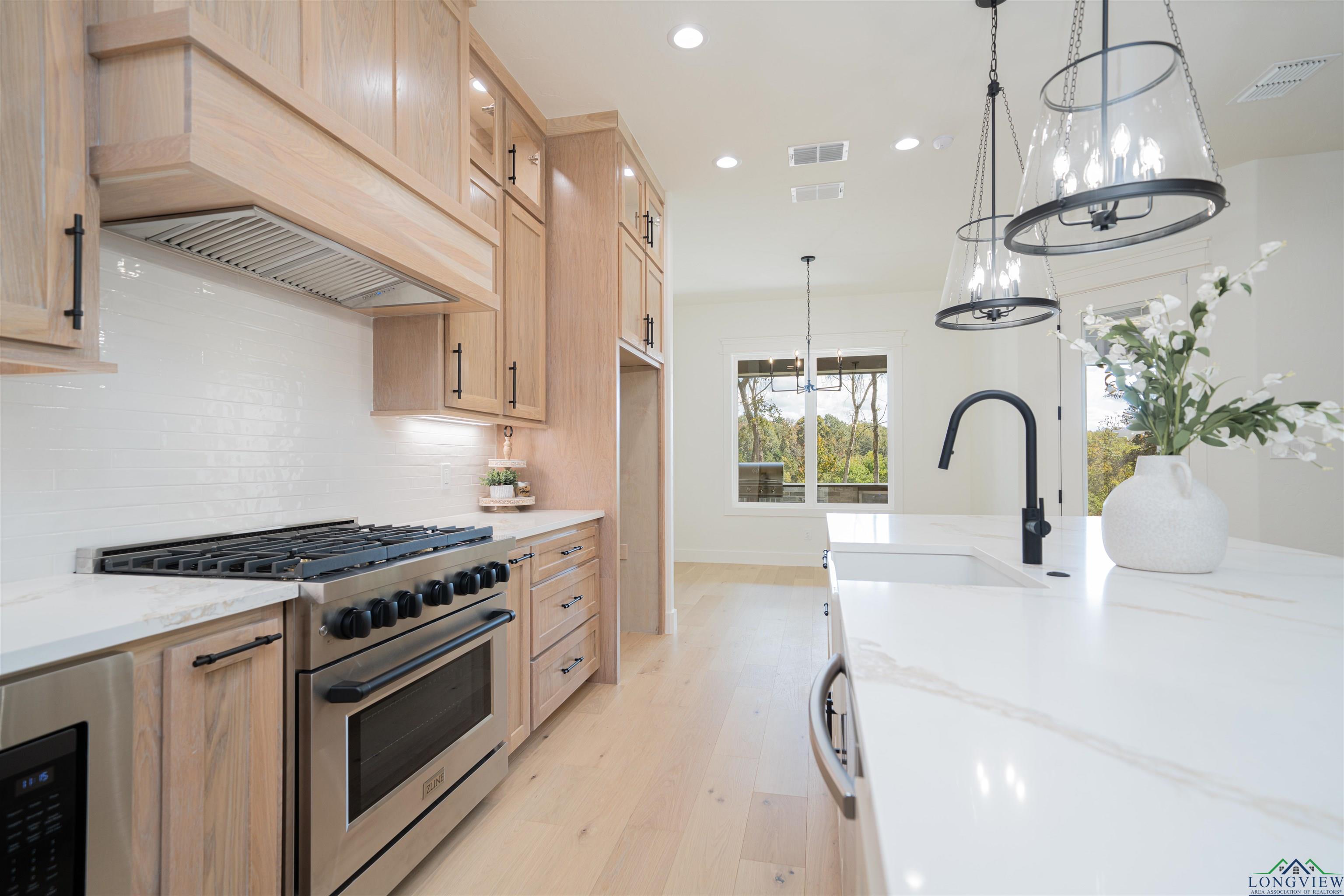 190 Thorn Briar Trail