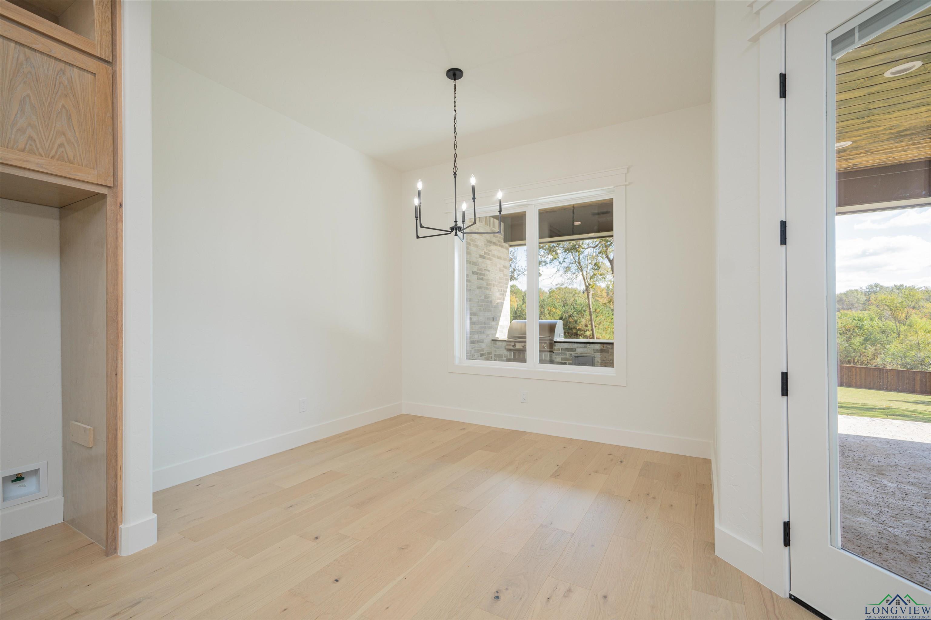 190 Thorn Briar Trail