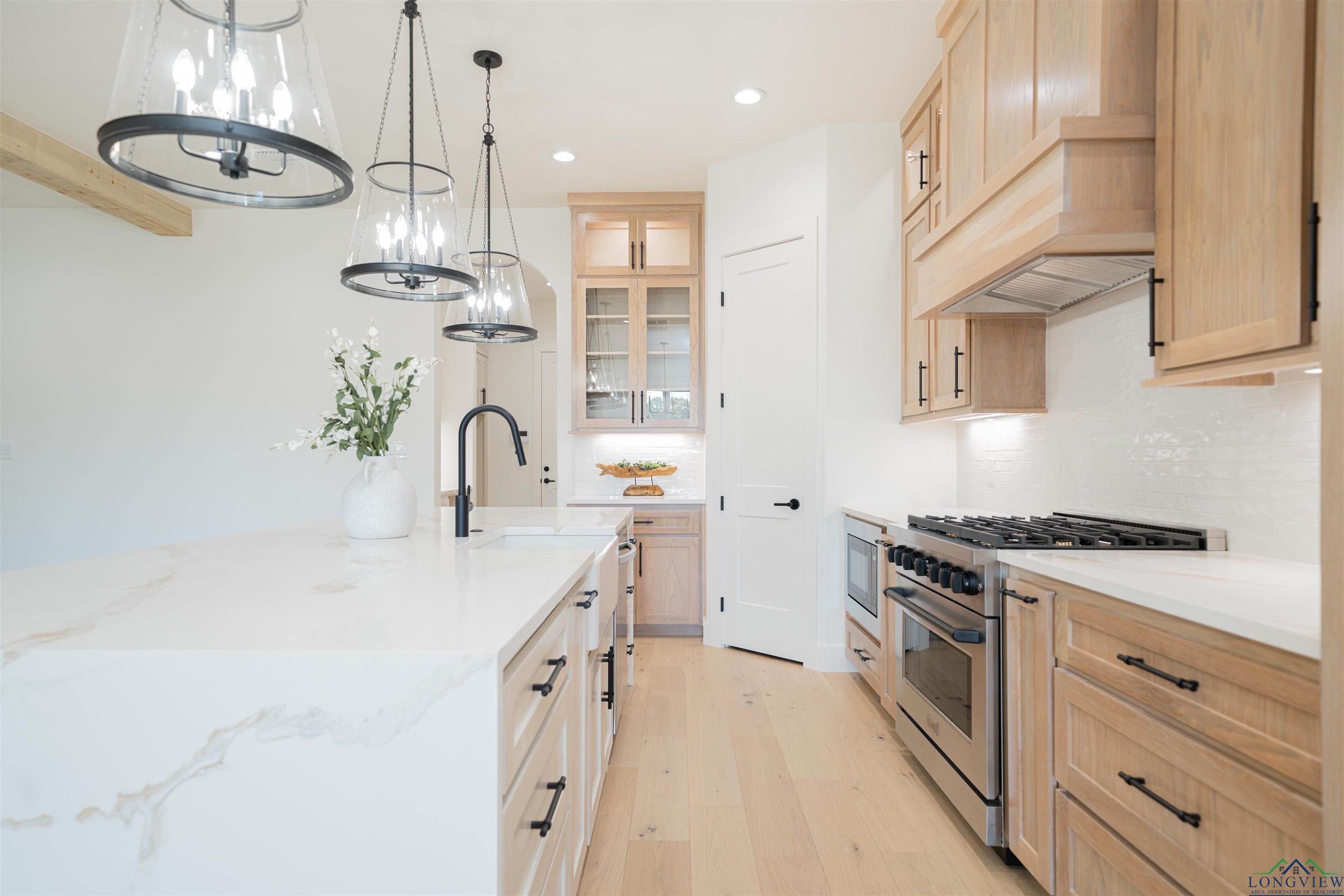 190 Thorn Briar Trail