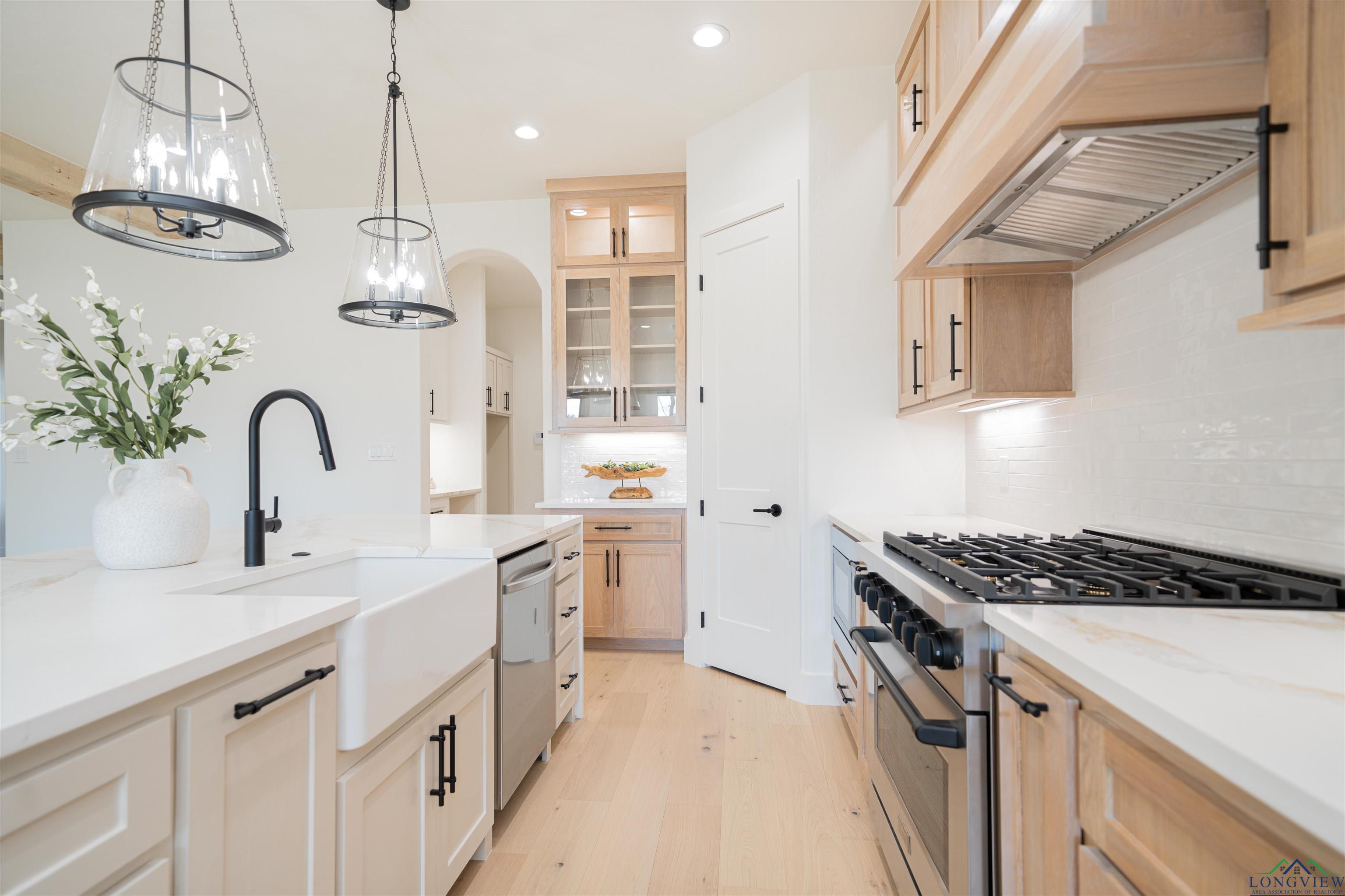 190 Thorn Briar Trail