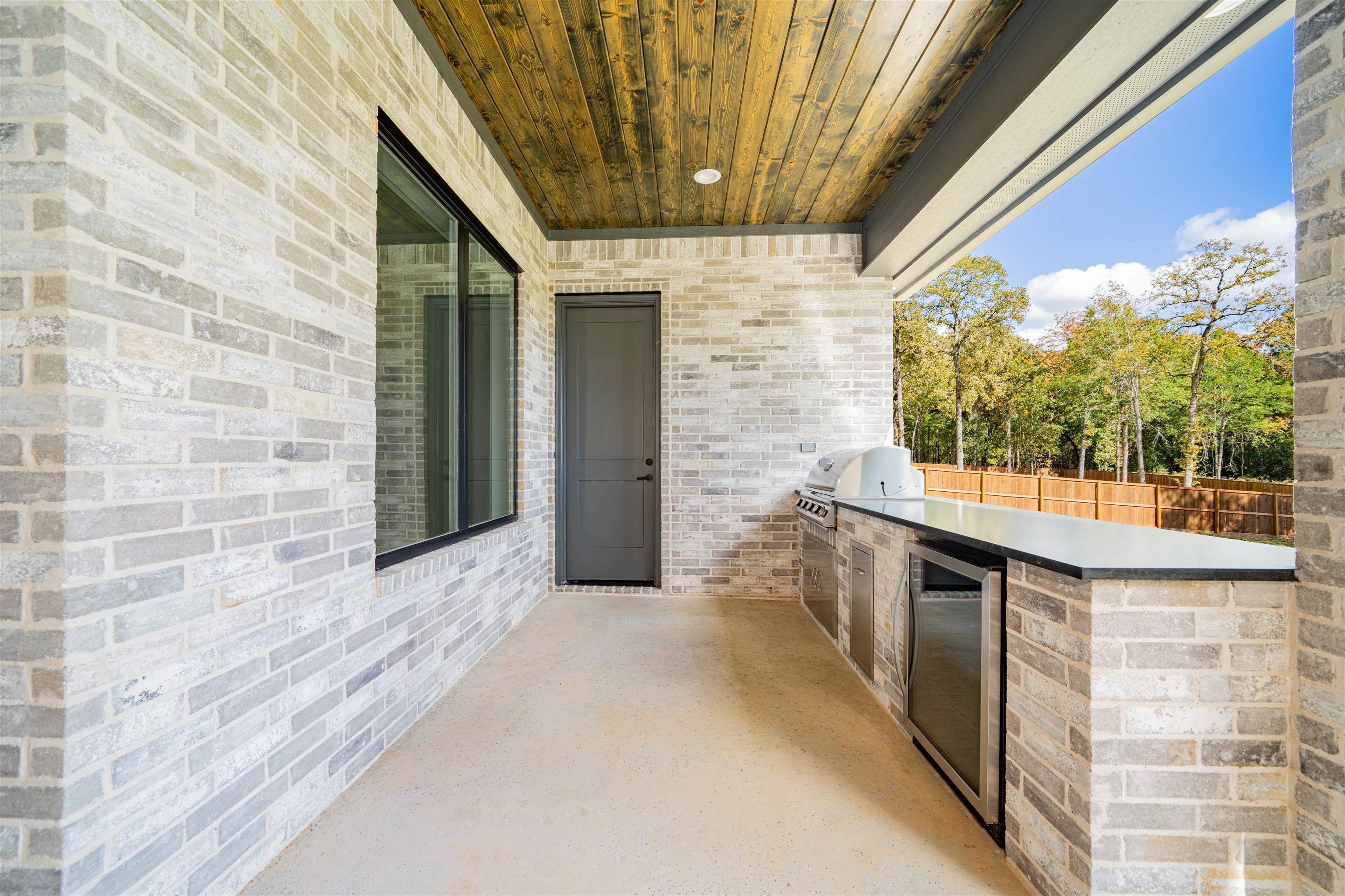 190 Thorn Briar Trail