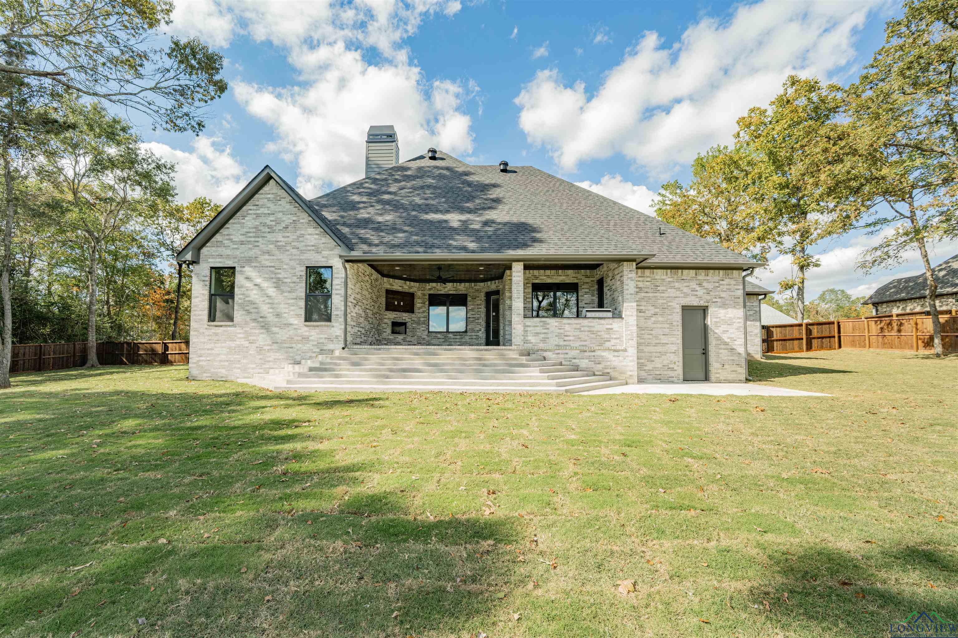 190 Thorn Briar Trail